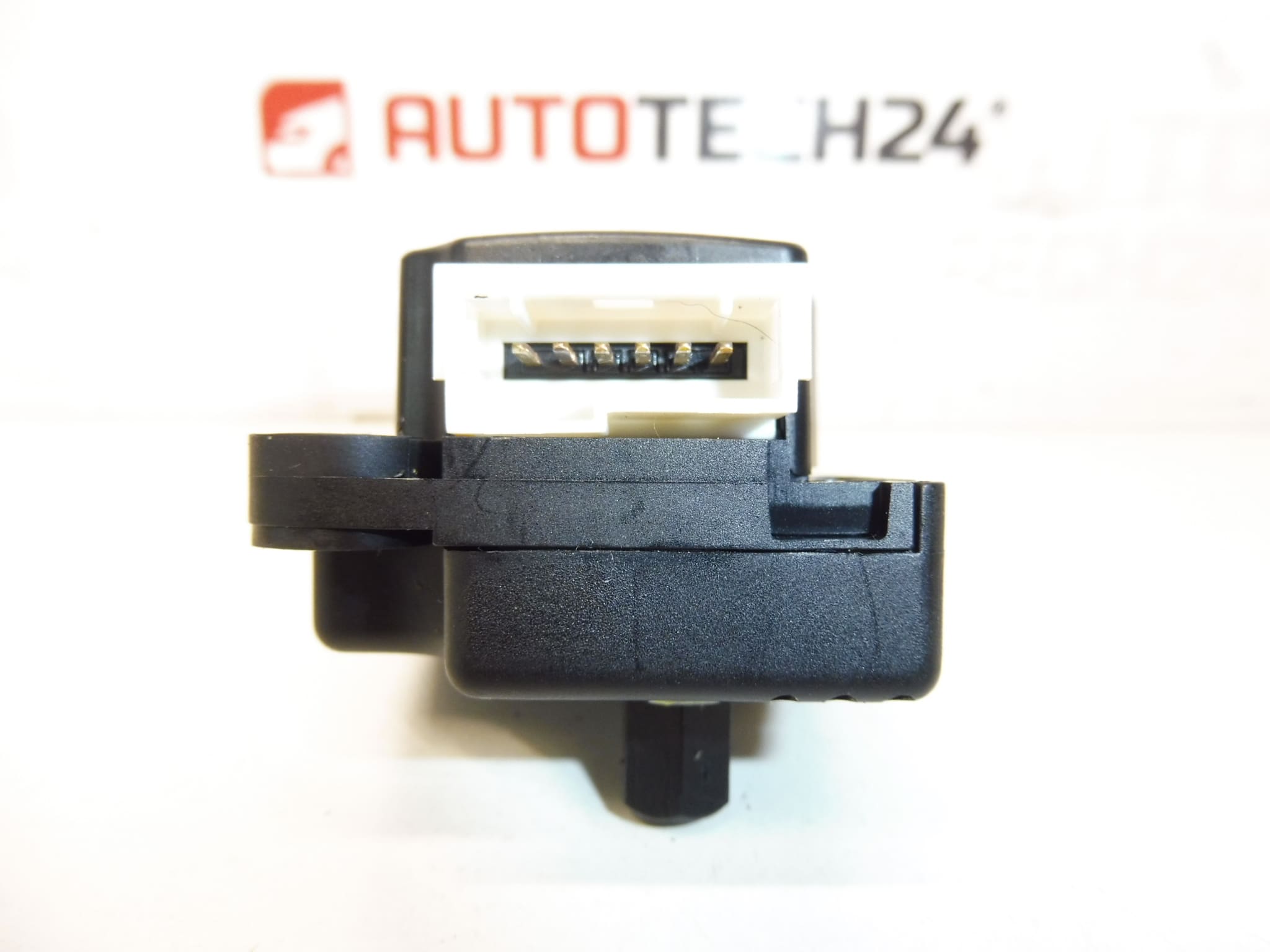 Servo BEHR Citroën Peugeot EAM501 951508UA14 6447QN - Imagen 2