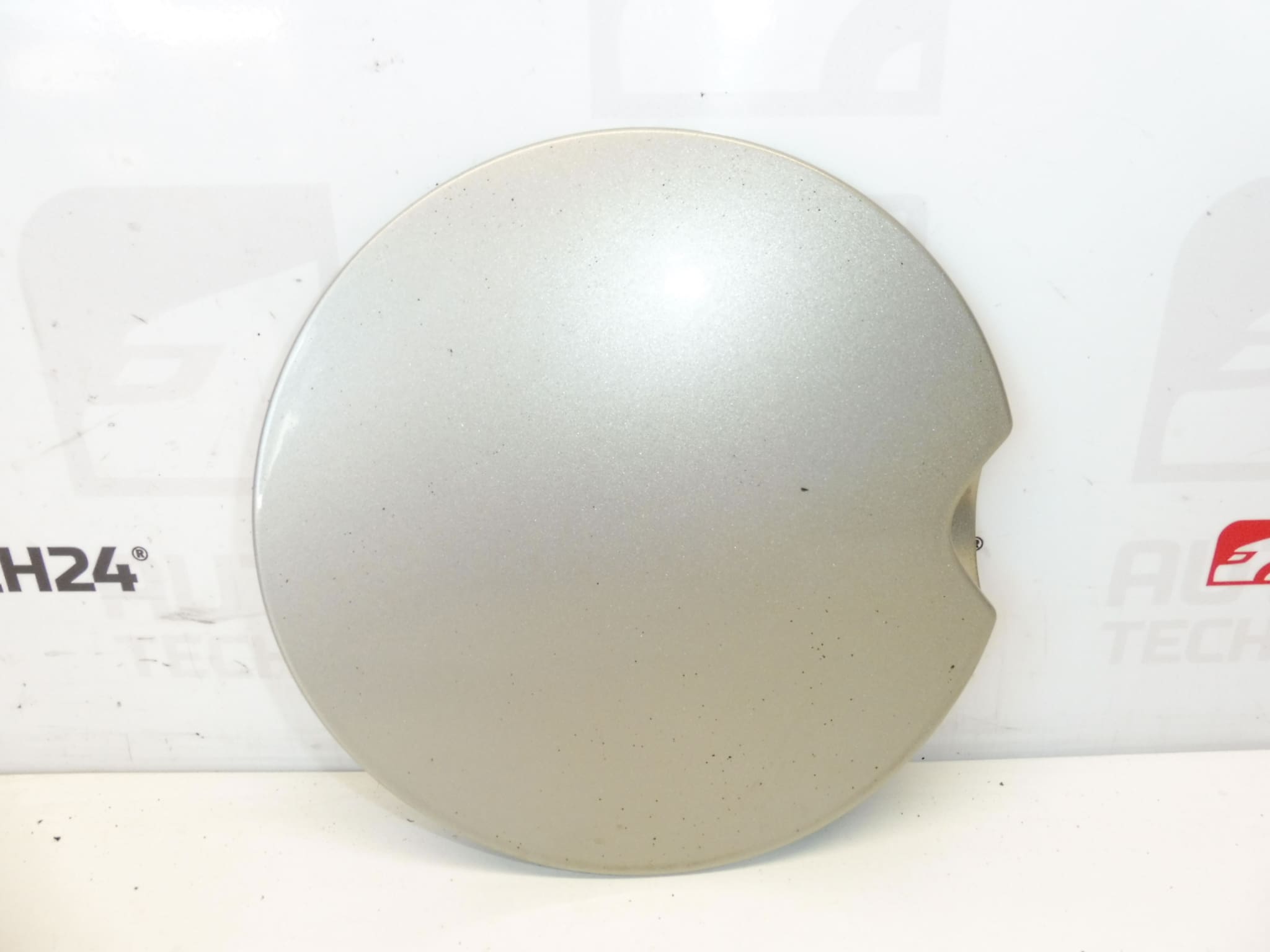 Tapa del depósito de combustible Peugeot 207 1517F5 - Imagen 2