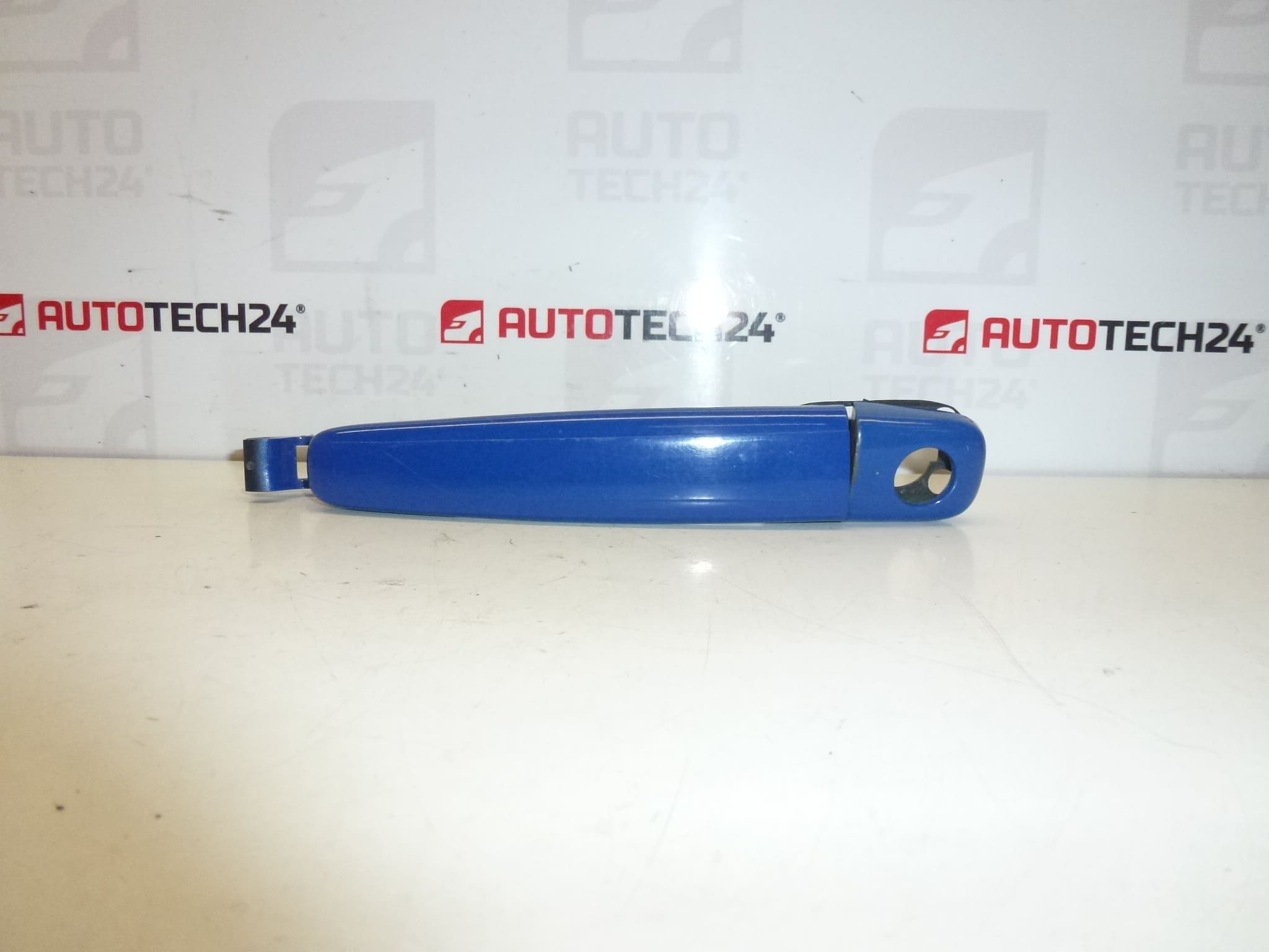 Tirador puerta conductor Citroën Peugeot azul EGJB 9101W9