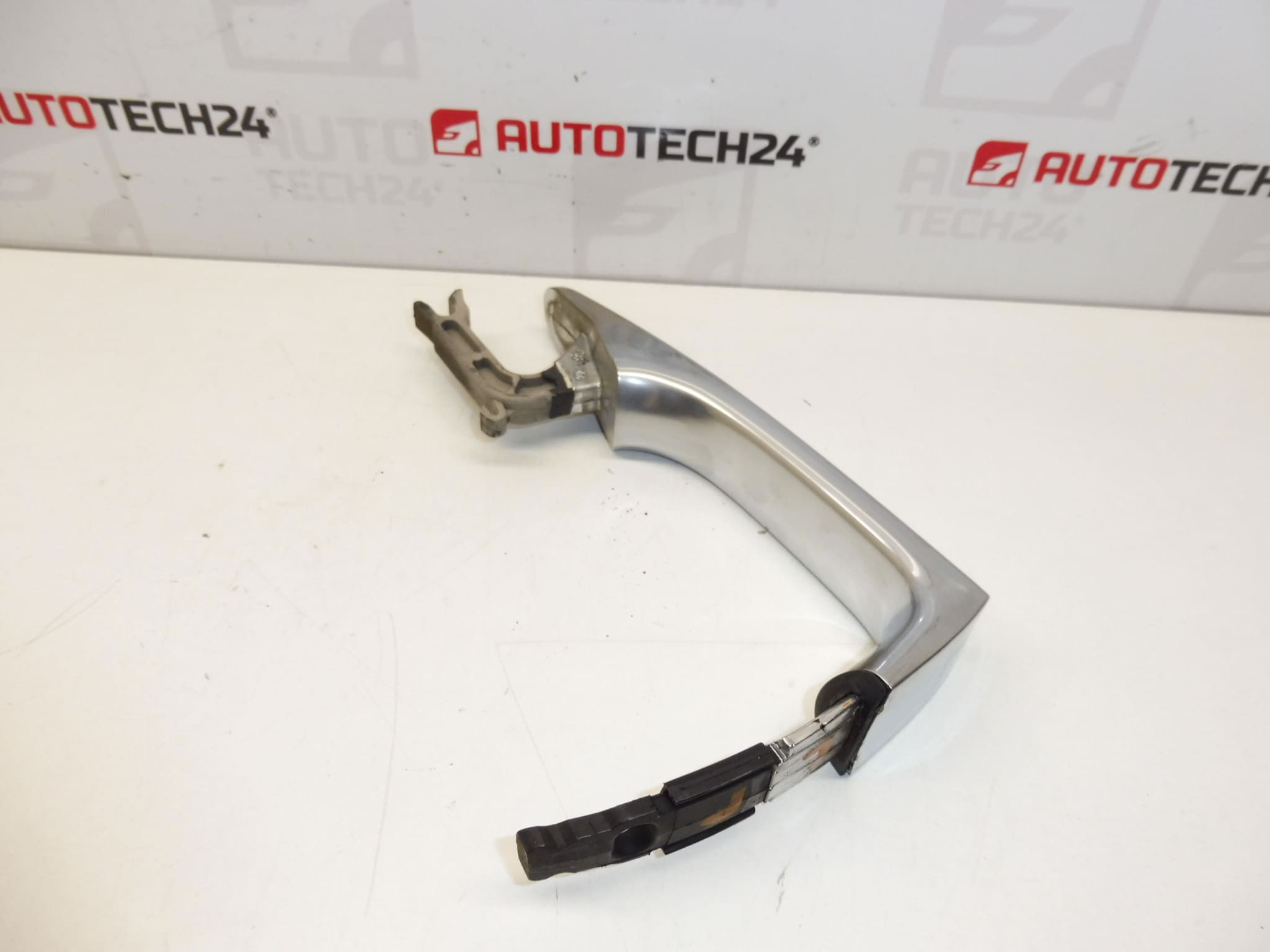 Manija de puerta delantera cromada para Citroën y Peugeot 9101EF - Imagen 2