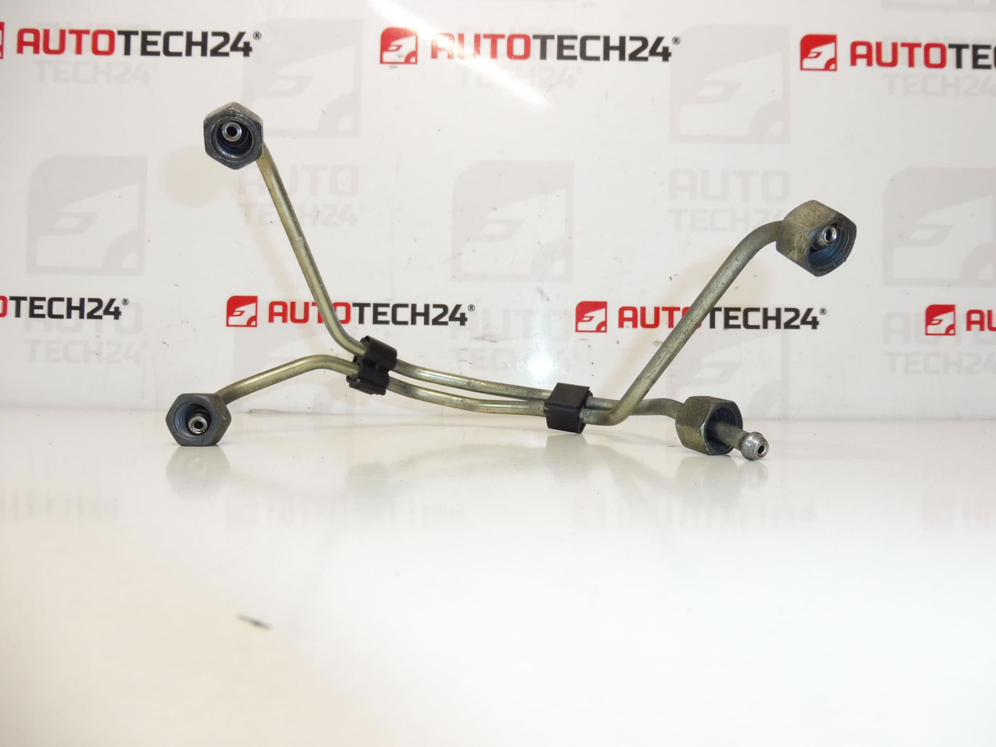 Tubería del riel de combustible Citroën/Peugeot 1570A1 - Imagen 2
