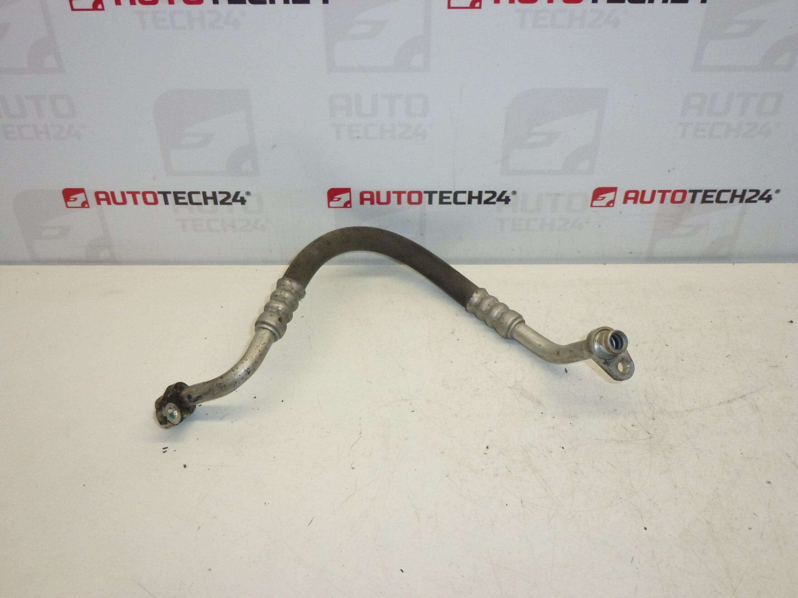 Tubo climatico Citroën Peugeot 9657302480 647779 647779