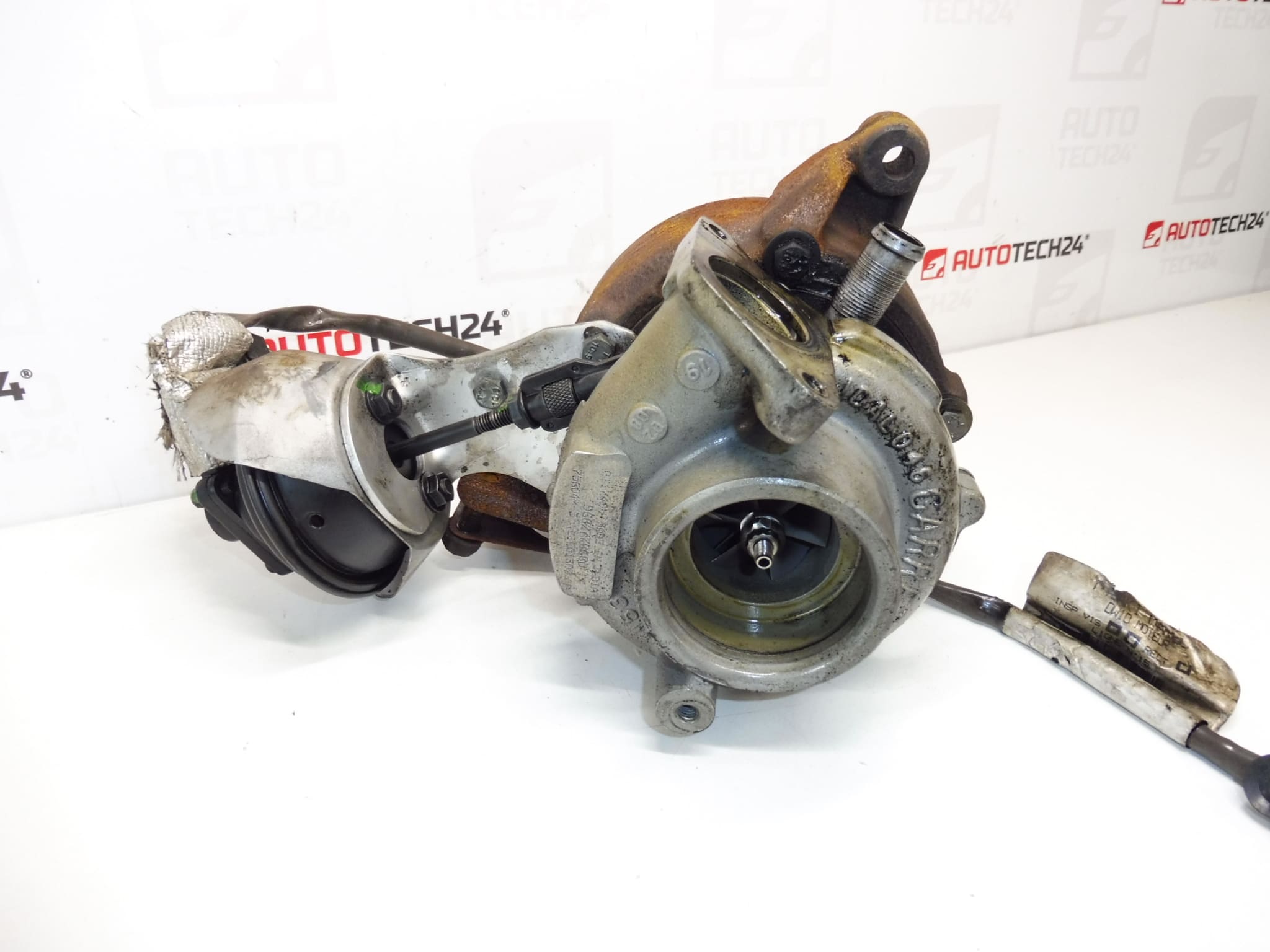Turbo GARRETT para Citroën y Peugeot 2.0 HDi, 34.000 km - Imagen 2