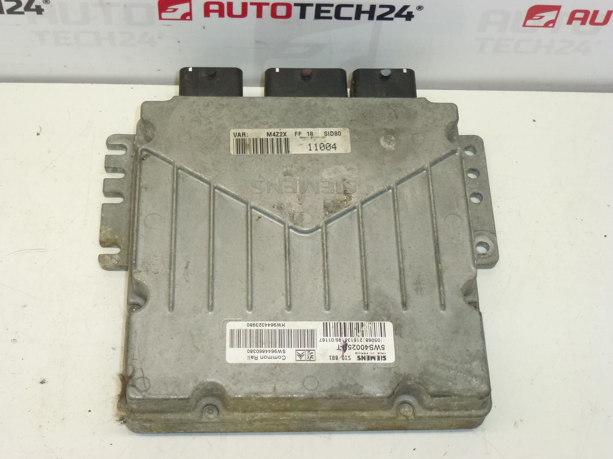 Unidad de control del motor (ECU) Siemens SID 801 5WS40025B-T 9644860380 1938XF - Imagen 2