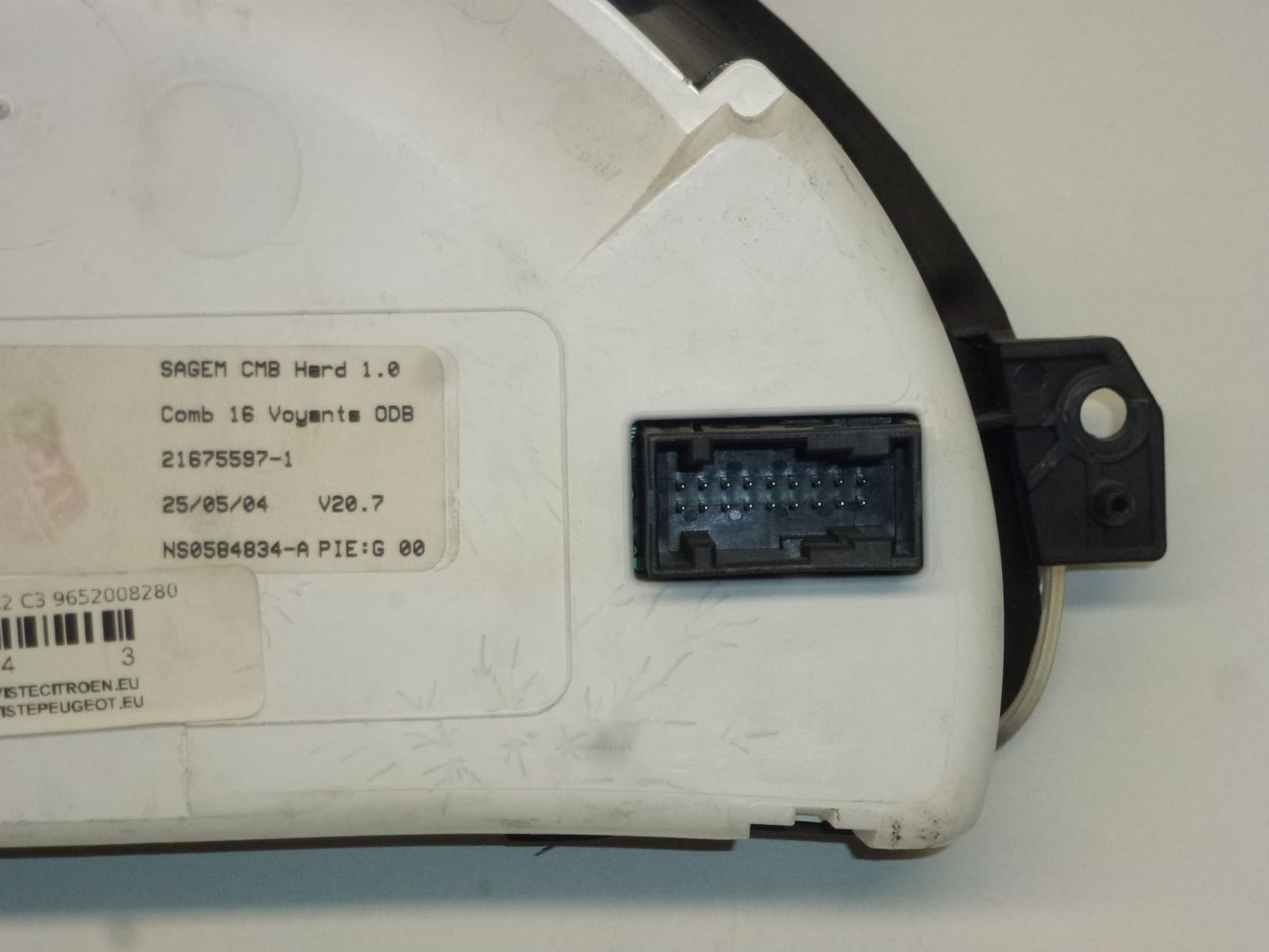 Tacómetro Citroën C2 C3 9652008280 - Imagen 2