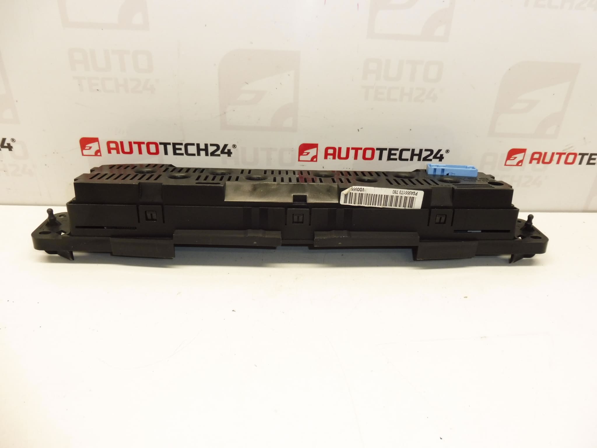 Tacómetro Citroën Xsara Picasso 201000 km 9661734780 6105G4 - Imagen 2