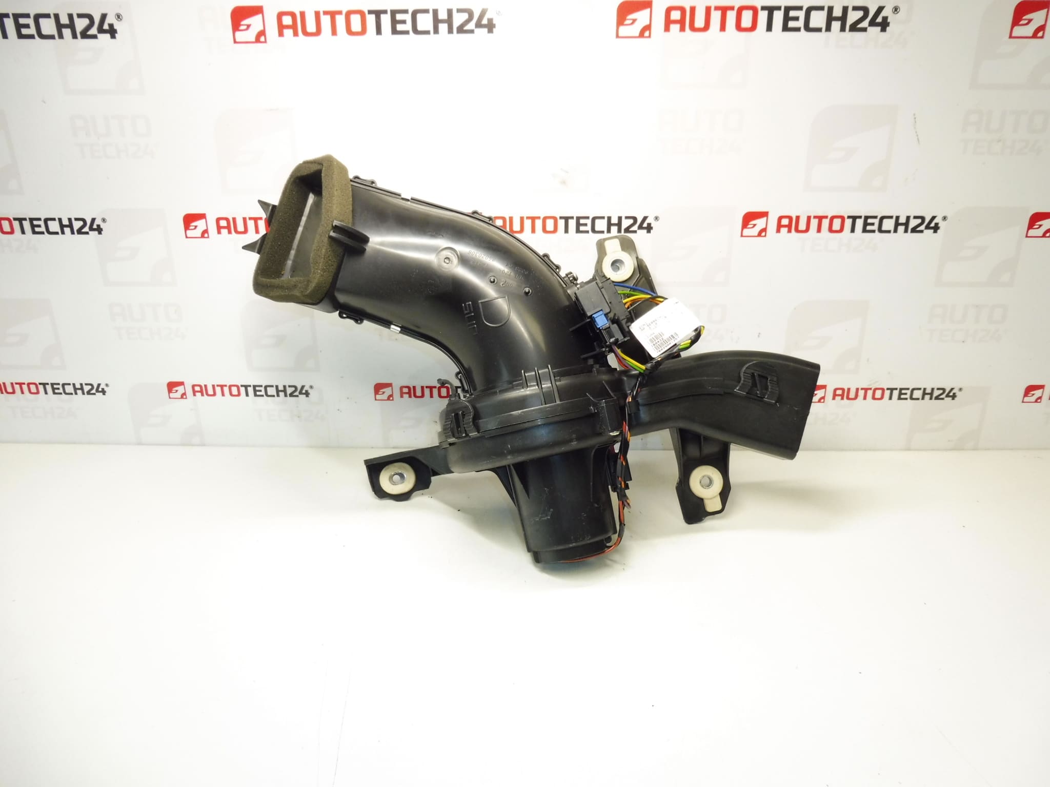 Ventilador calefactor derecho Peugeot 3008 5008 9683444380 T5156001 6441CW