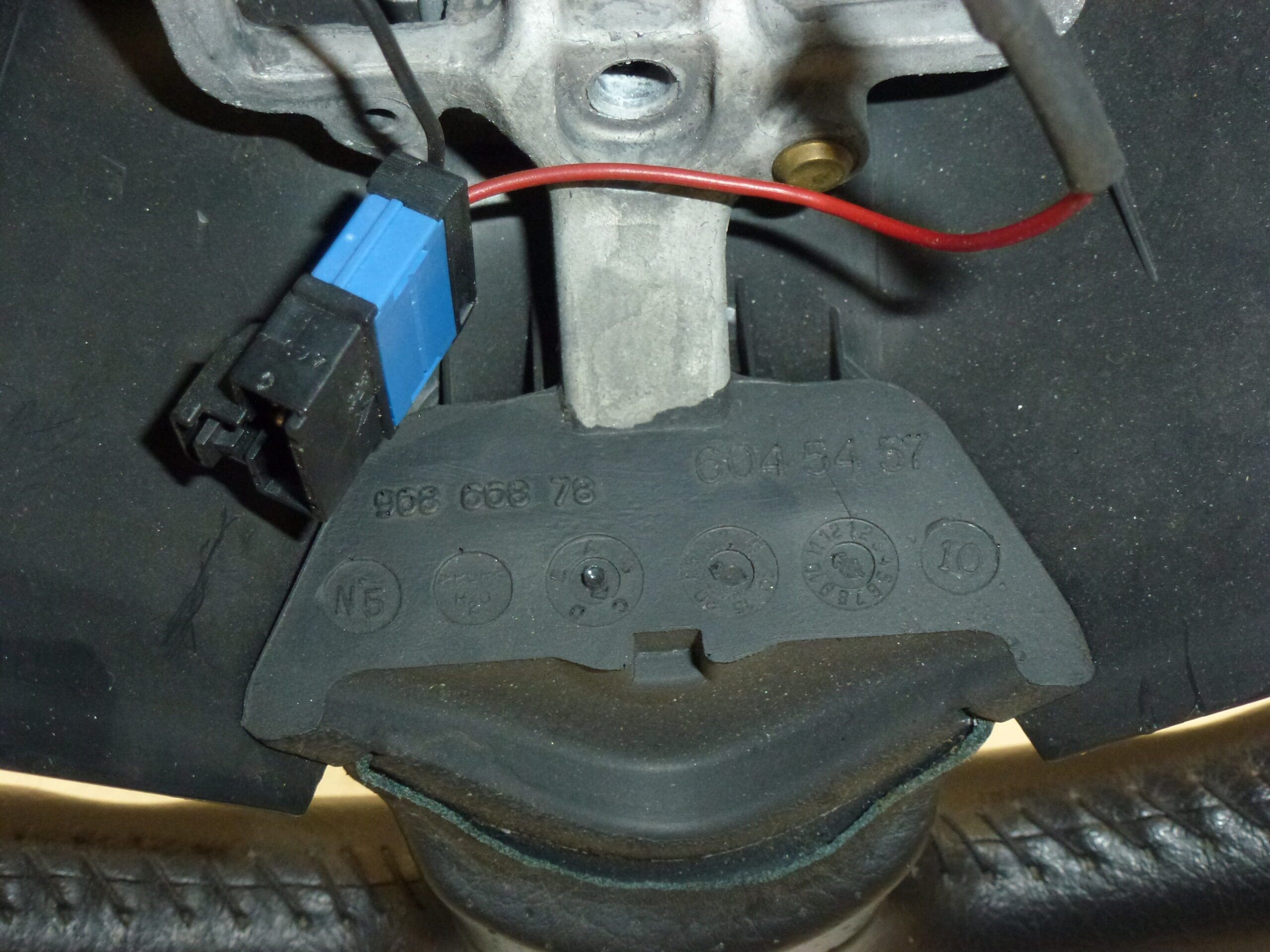 Volante Peugeot 206+ 207 96866878 4109LP - Imagen 2