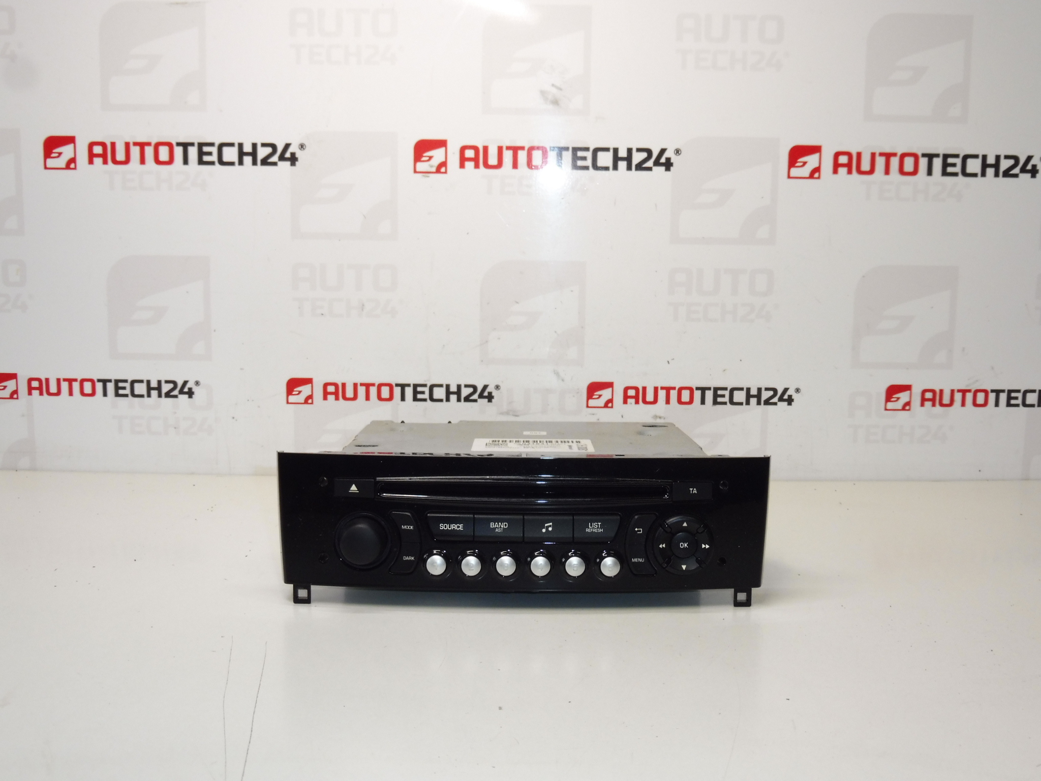 Radio CD para coche Continental RD45 Peugeot 308 98041641XN 16108240XN