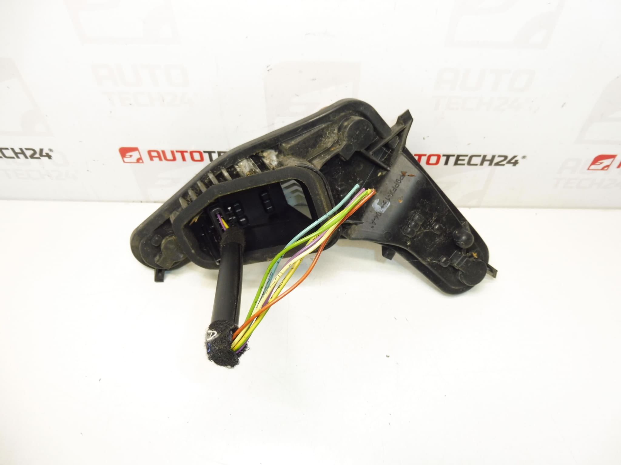 Portalámparas del piloto trasero derecho para Peugeot 207 9686565980 6351HQ - Imagen 2