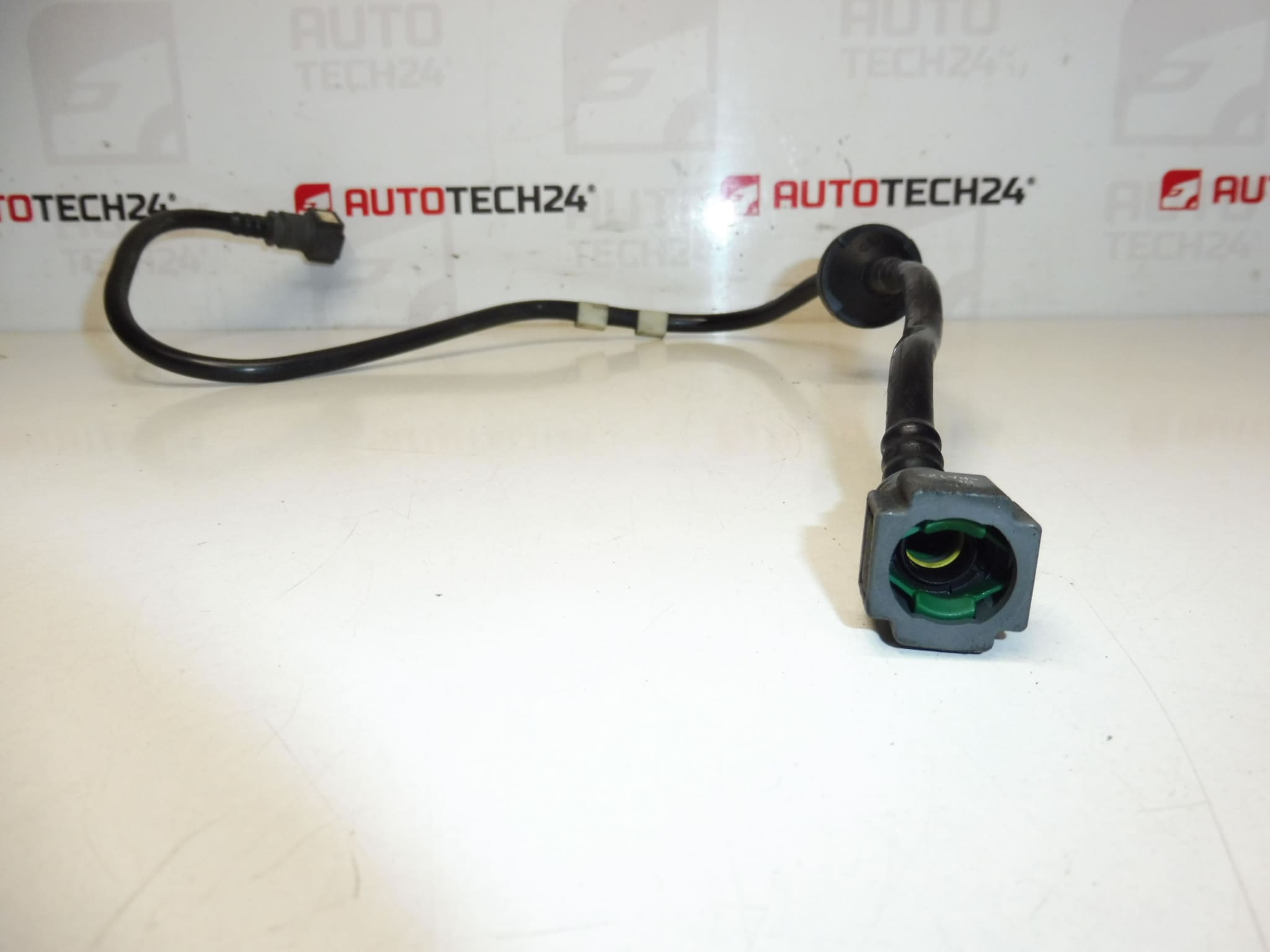 Conector de vacío del servofreno Citroën C8 / Peugeot 807 2.2 HDi 4578J6 - Imagen 2