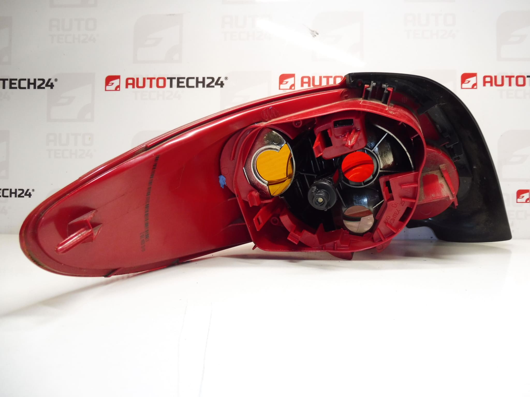 Luz trasera derecha Peugeot 206 CC 6351S1 - Imagen 2