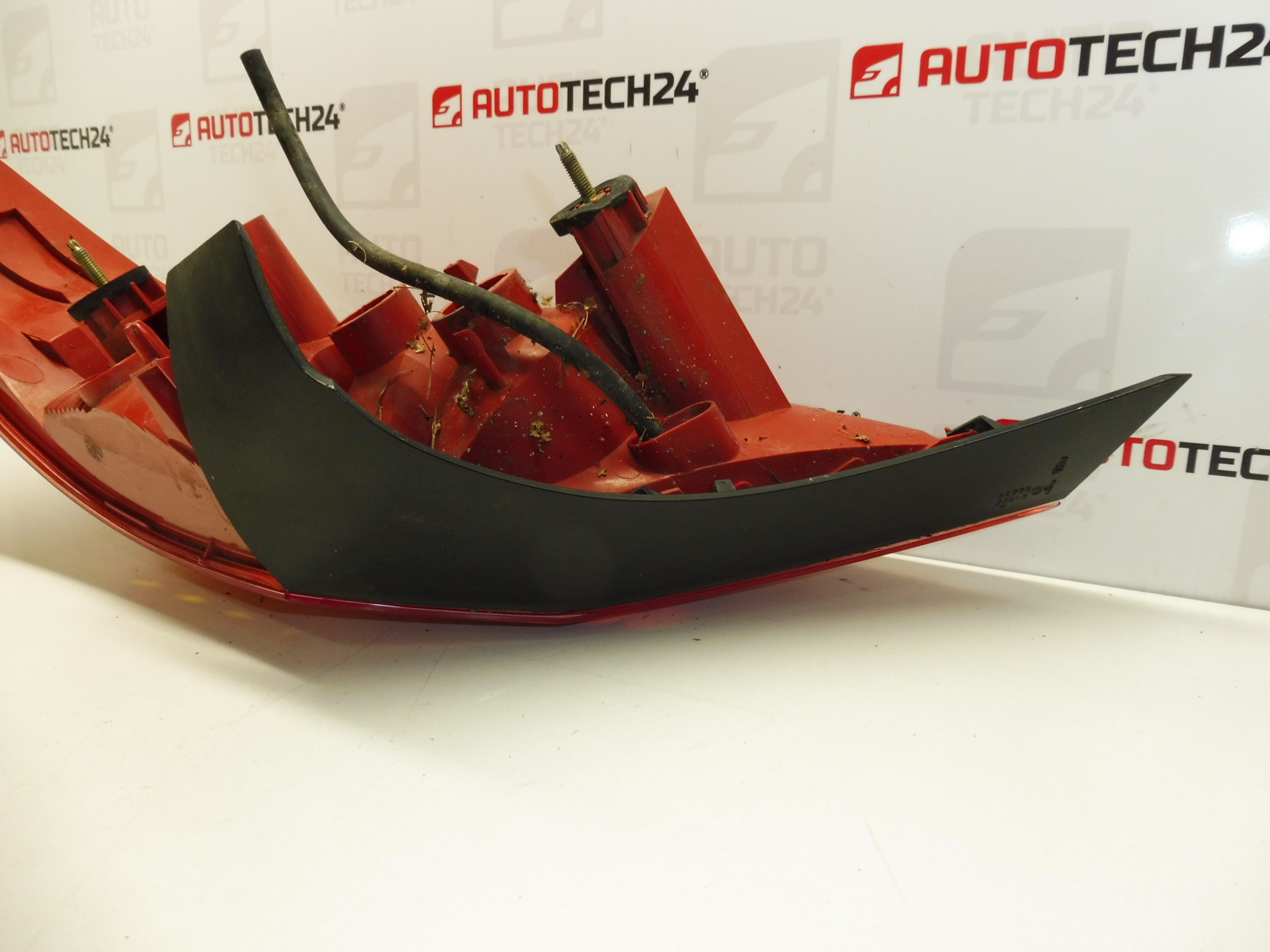 Piloto trasero izquierdo Peugeot 407 COUPÉ 9648537680 6350Y1