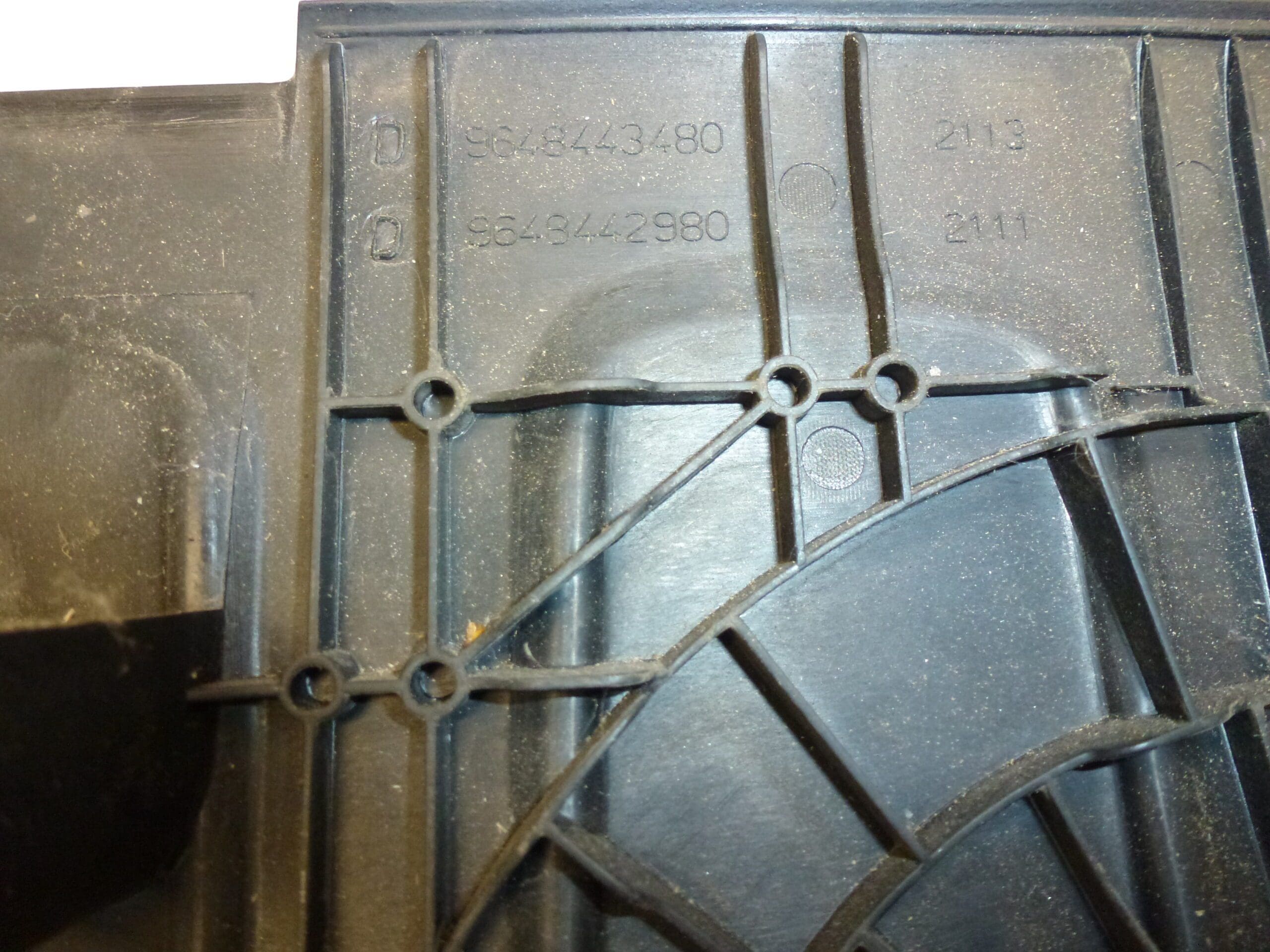 Tapa motor 1.4 16V KFU Peugeot 9648442980 0137E0