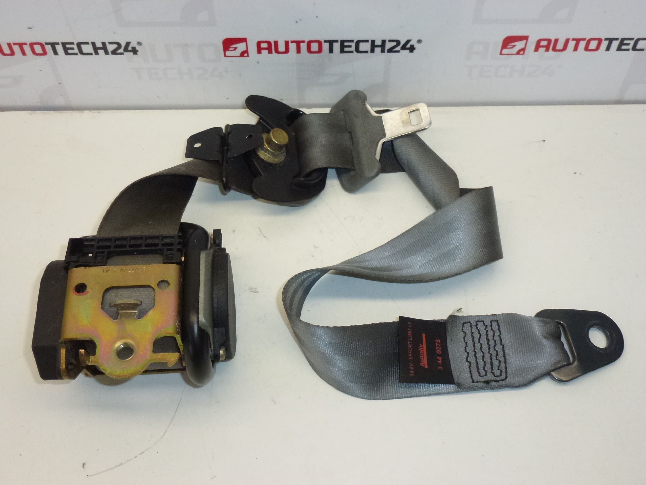 Cinturón de seguridad delantero izquierdo Citroën C5 I 96371870ZH - Imagen 2