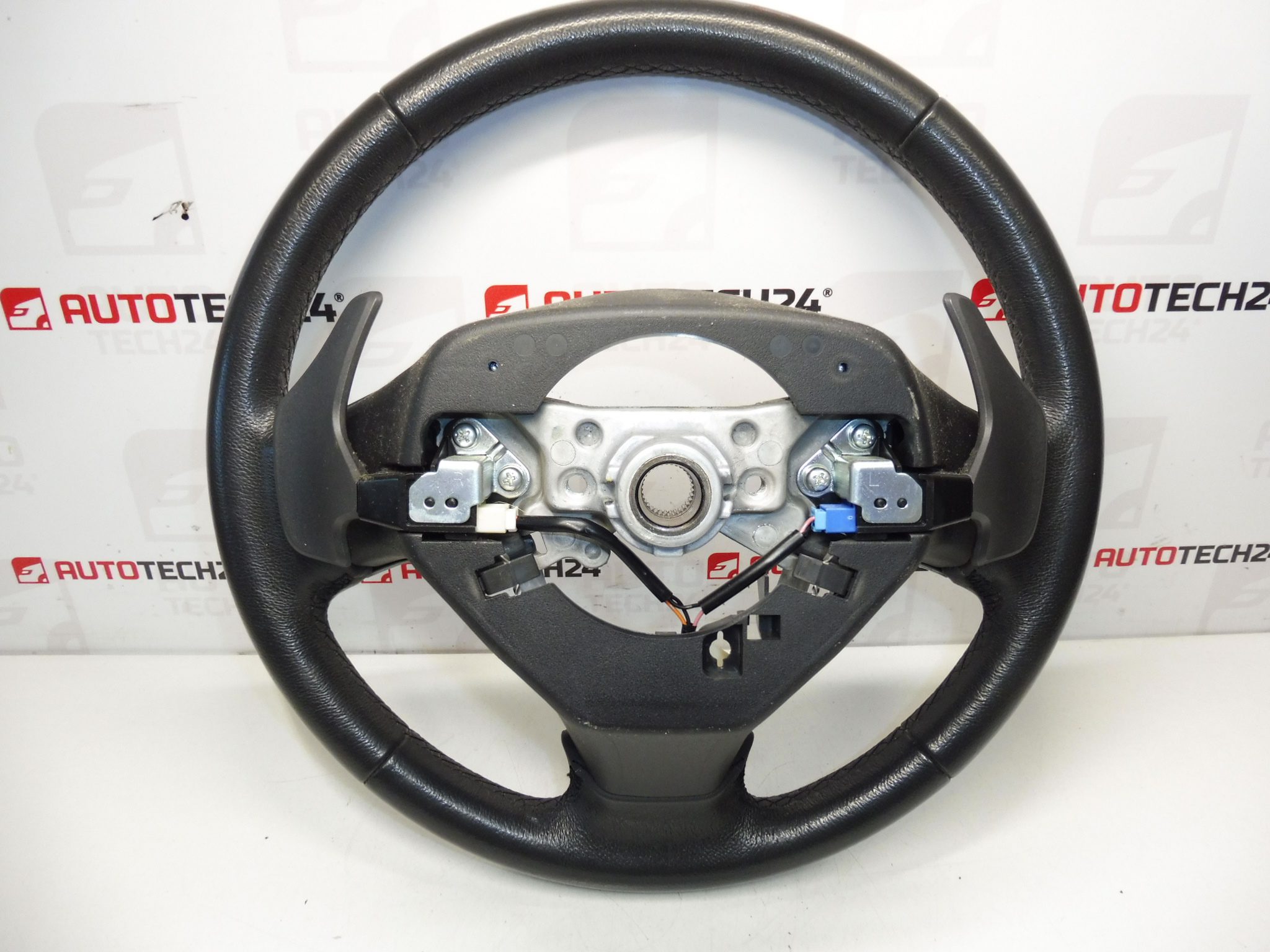 Volante de dirección para Citroën C1 y Peugeot 107 45180-0H040-B 16080411ZD - Imagen 2