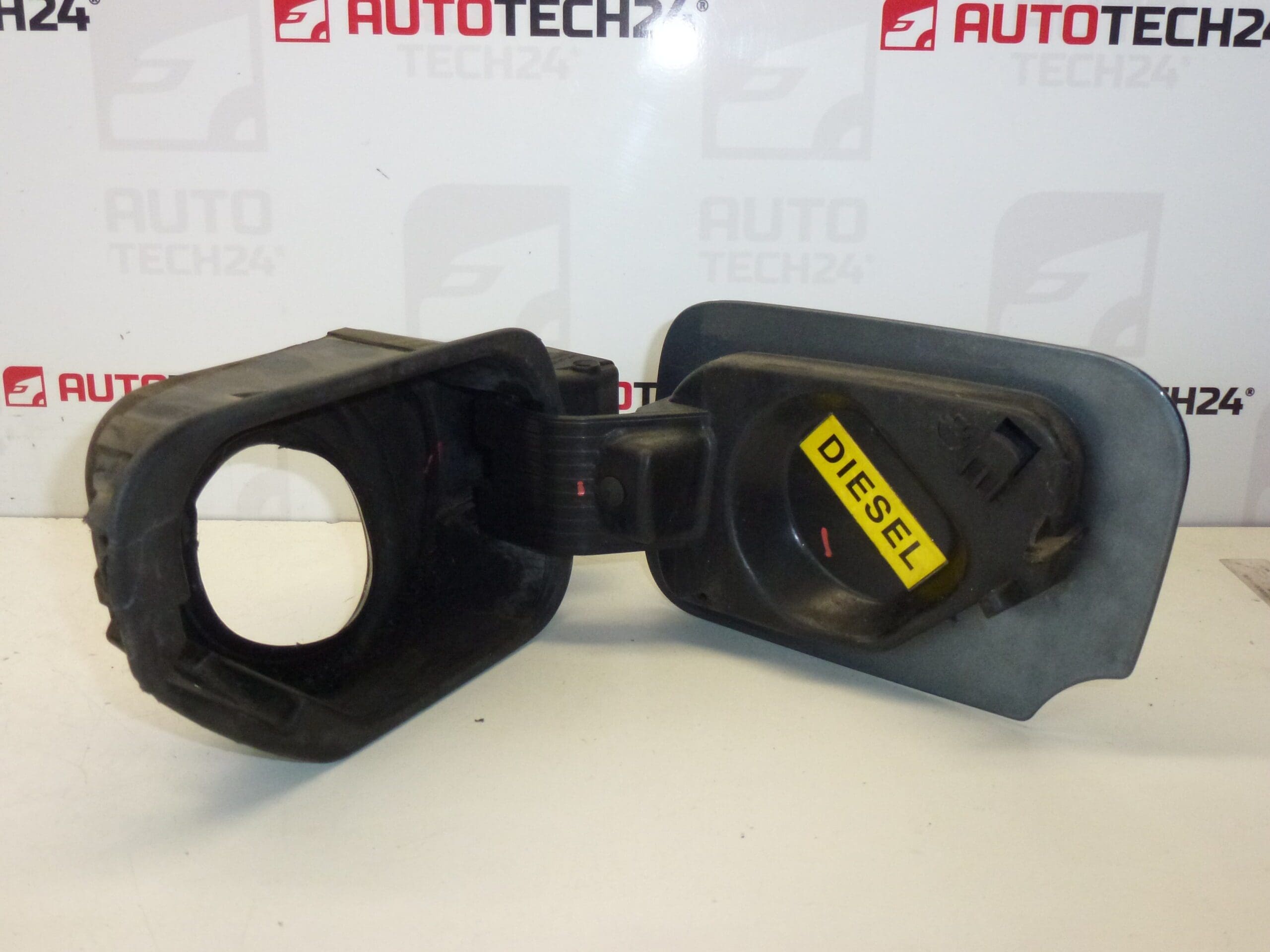 Tapa del depósito de combustible Peugeot 407 1517A7 151877 EZWD - Imagen 2