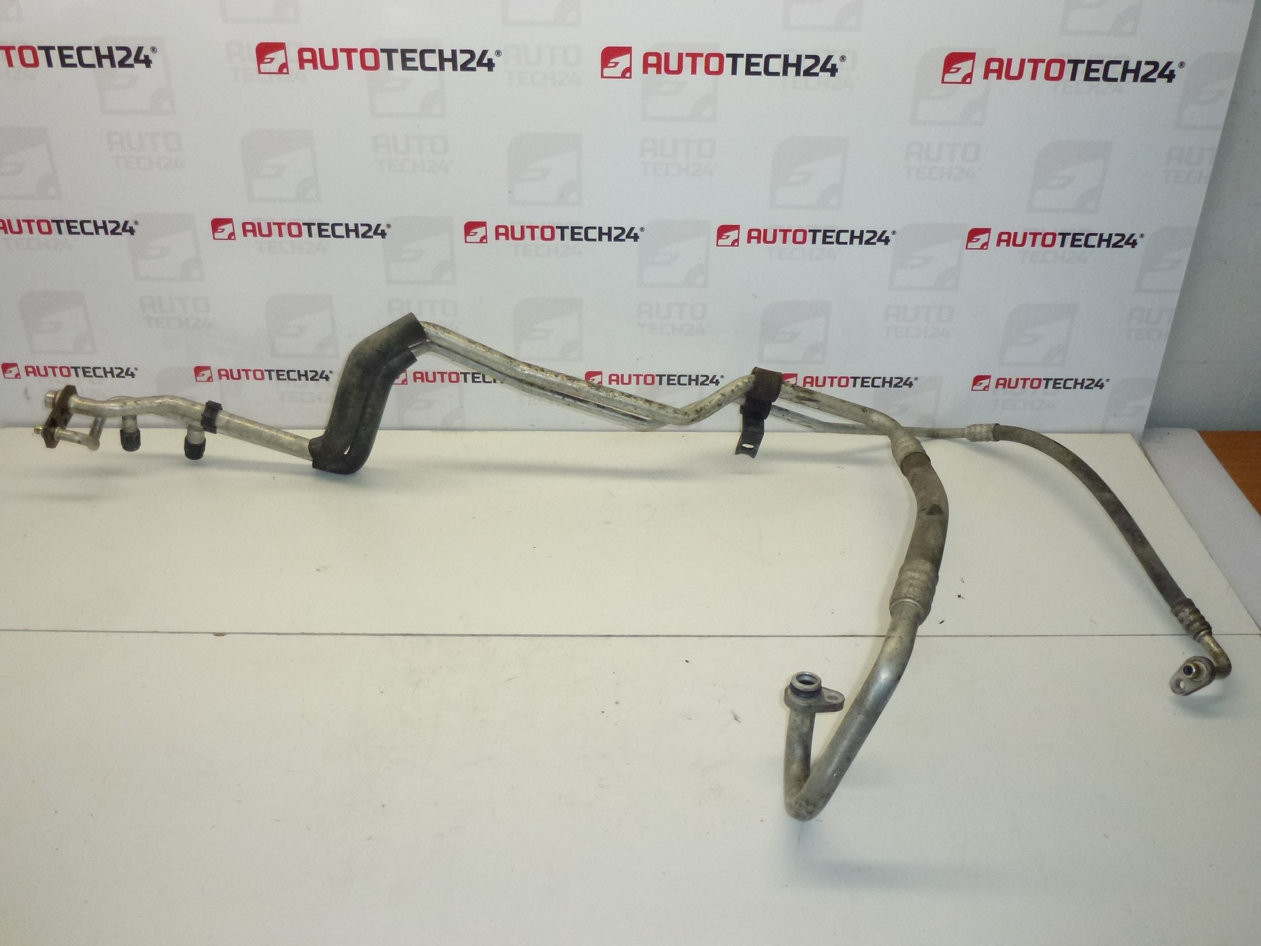 Tubo del aire acondicionado Citroën Xsara 1.6 16V 6460V8 - Imagen 2