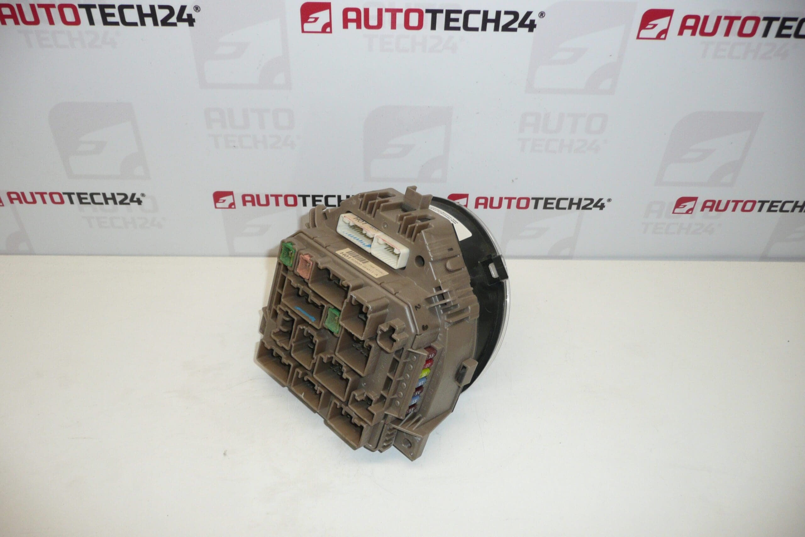 Tacómetro para Citroën C1 y Peugeot 107 83800-0H011-A - Imagen 2