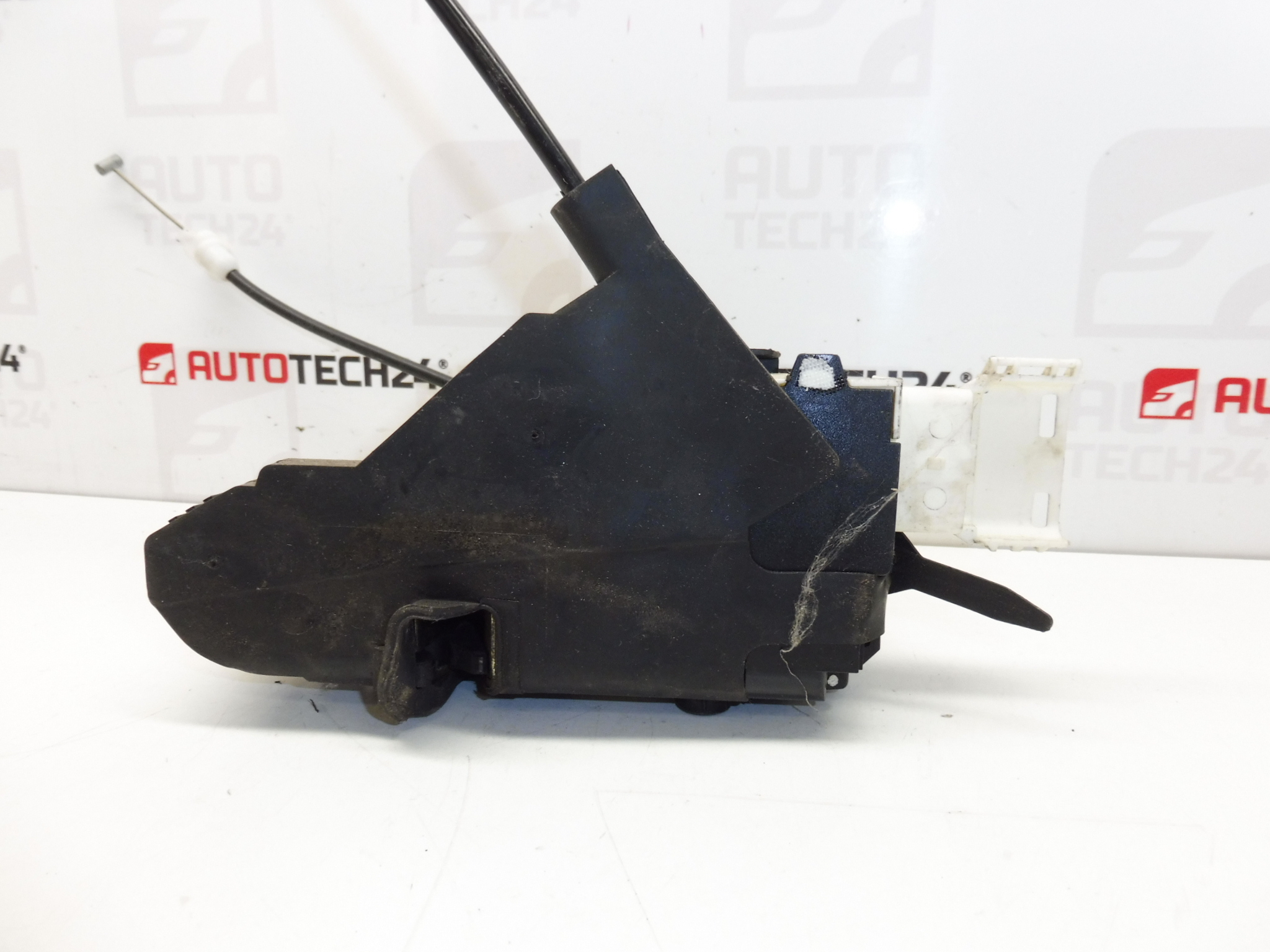 Cerradura puerta izquierda Peugeot 407 9683417880 9135AY