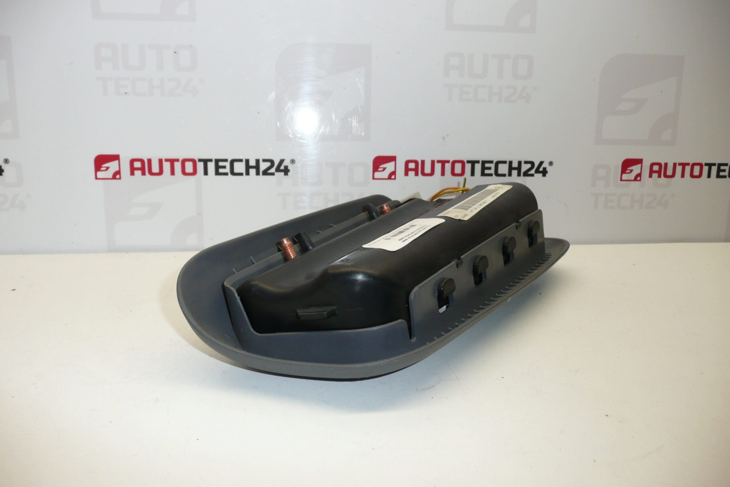 Airbag derecho Citroën C1 / Peugeot 107 73910EV010 8216FL - Imagen 2