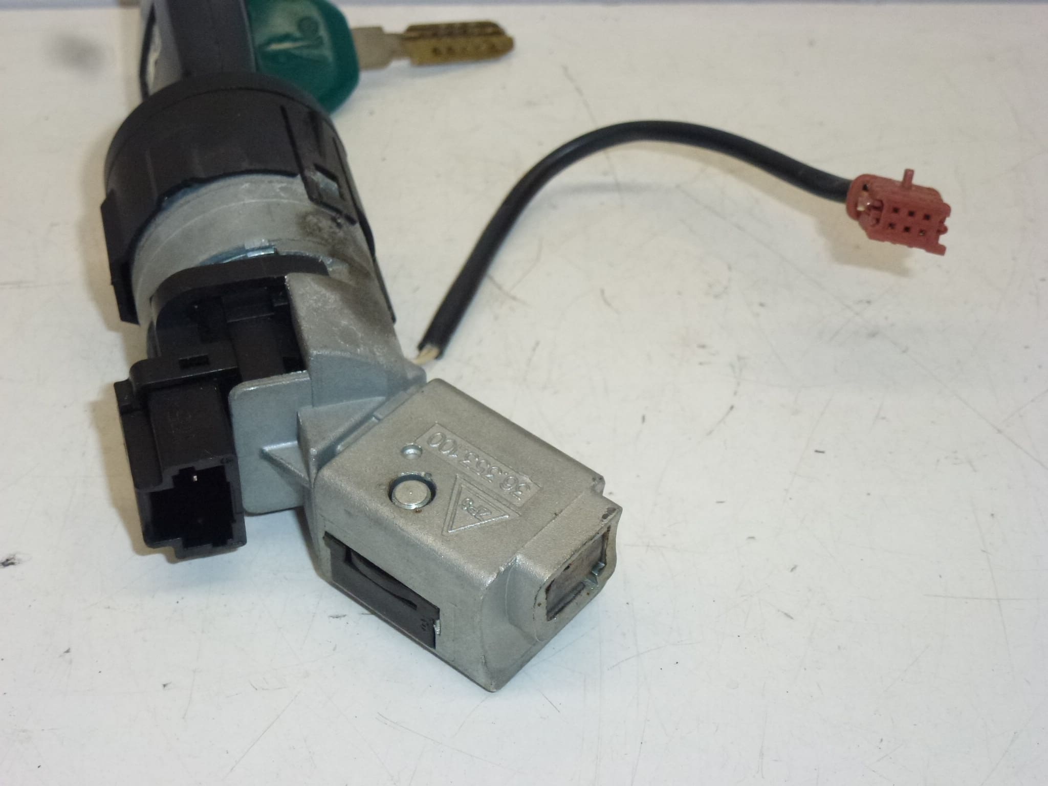 Interruptor de encendido con llave para PSA Peugeot Citroën 4162KF - Imagen 2
