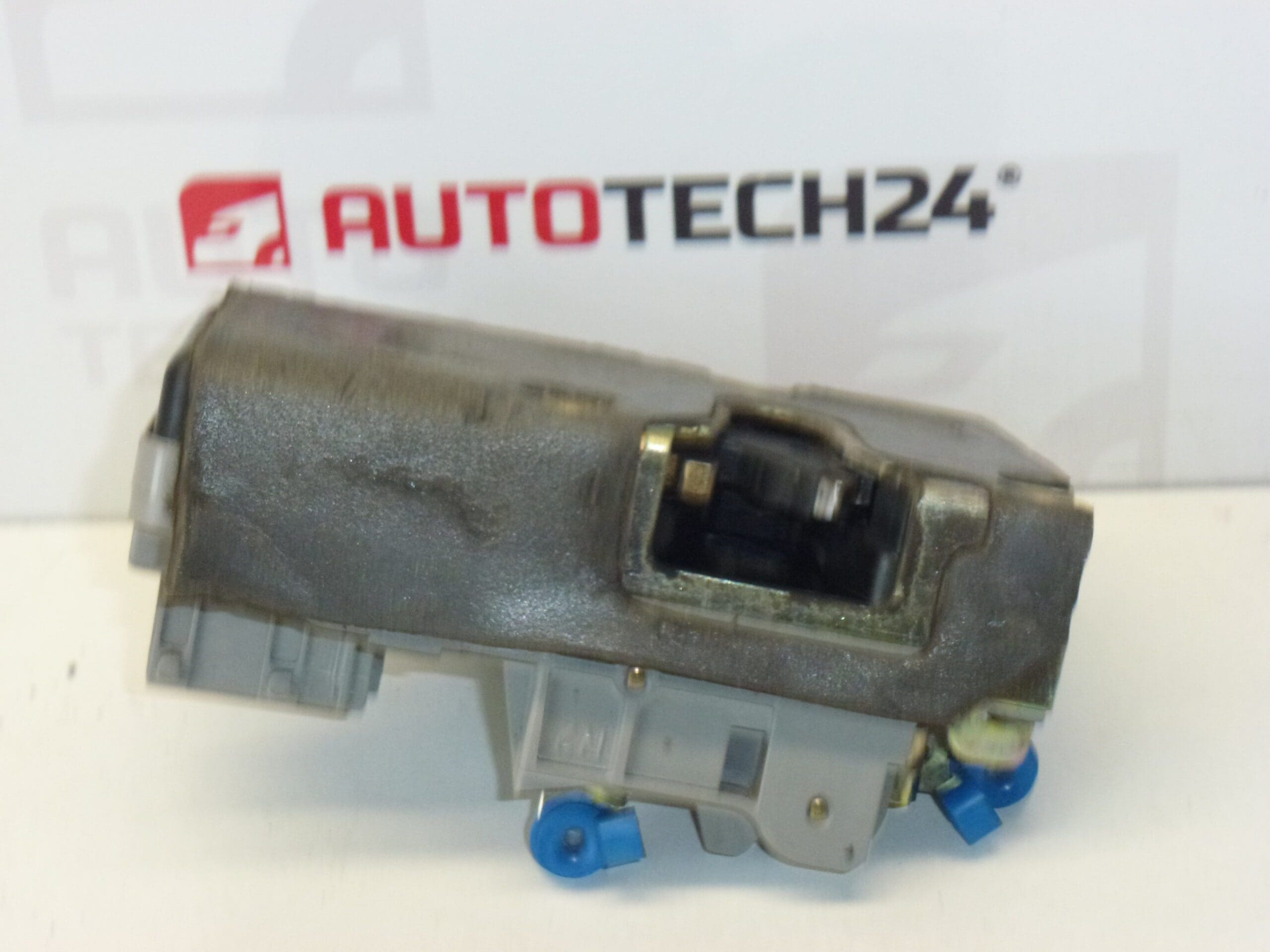 Cerradura delantera derecha Citroën/Peugeot 9136J6 II - Imagen 2