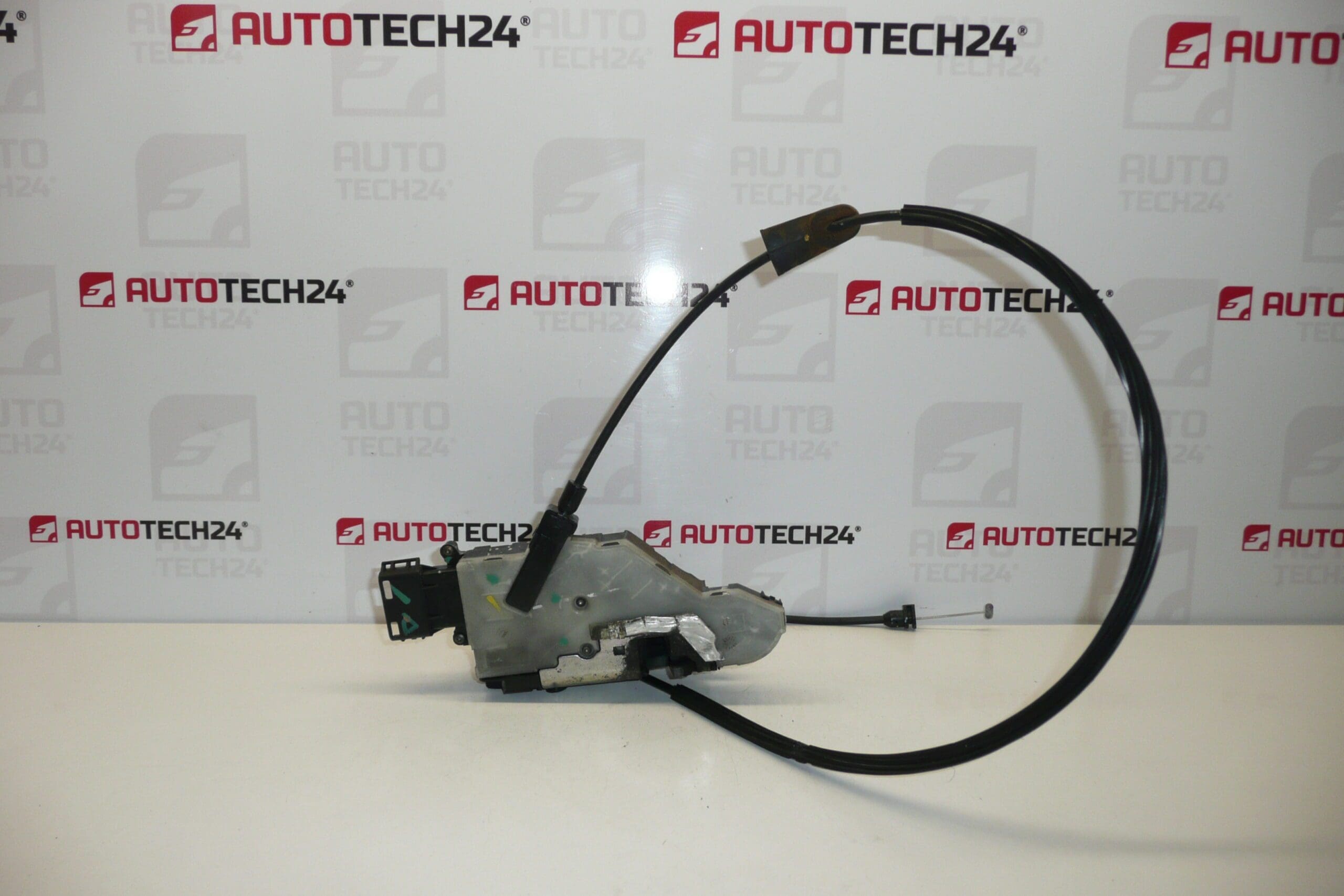 Cerradura eléctrica de la puerta derecha para Peugeot 207 24094158 9136W2 - Imagen 2