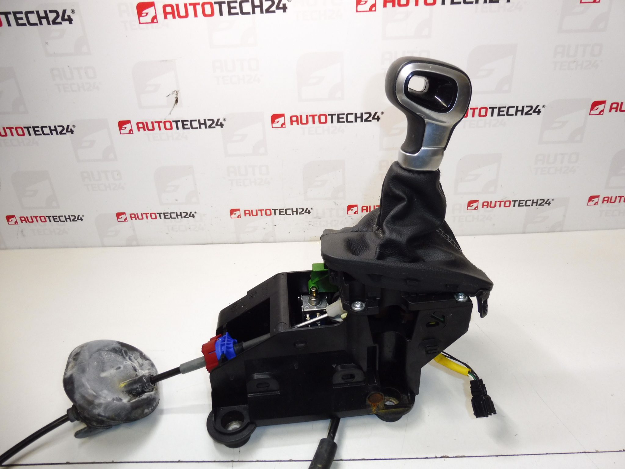 Palanca de cambio automática para Citroën C3 III, DS3 y Peugeot 208 (9814628080) - Imagen 2