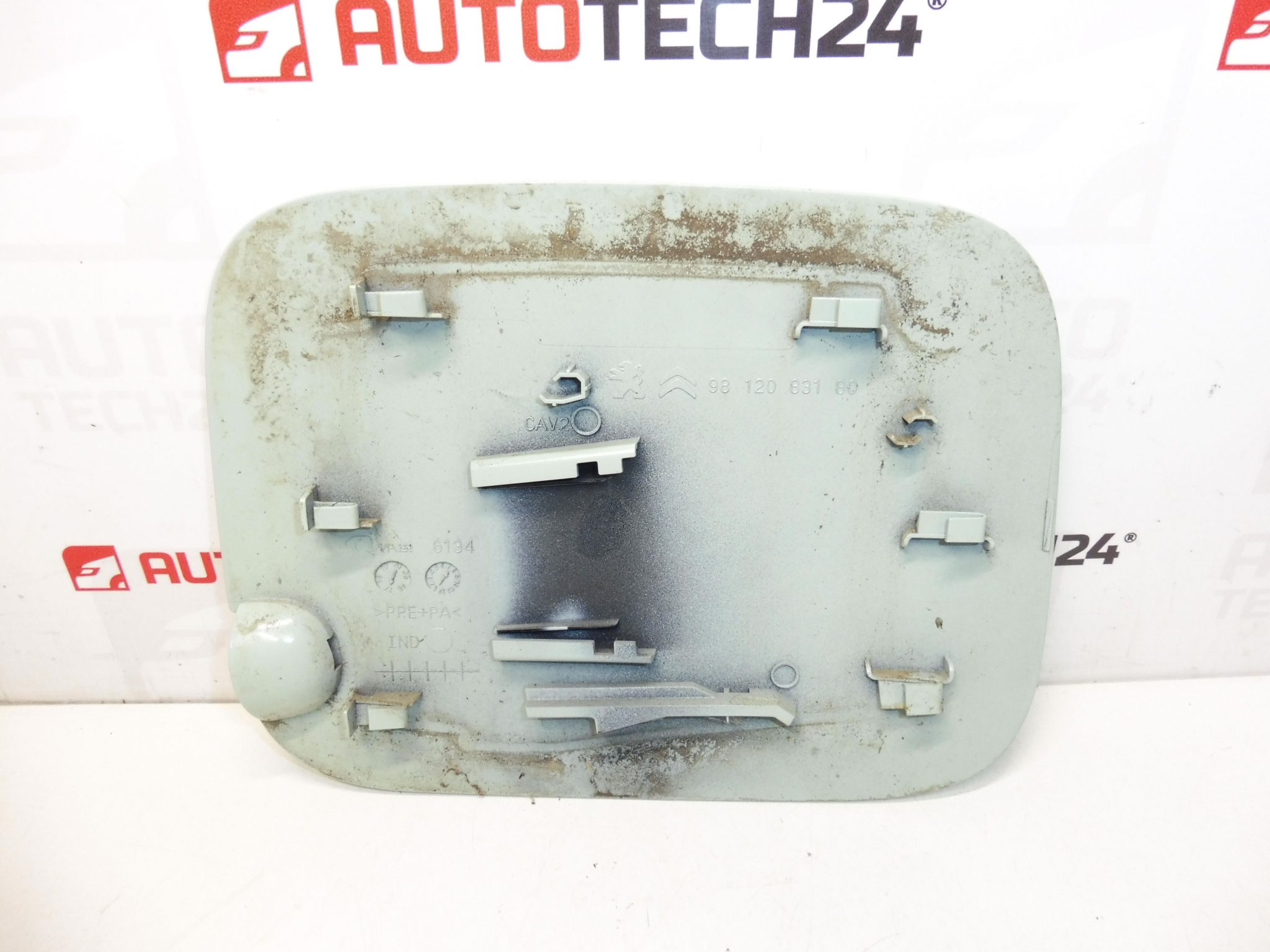 Tapón del depósito de combustible Citroën C3 III ELSB 9812083180 - Imagen 2