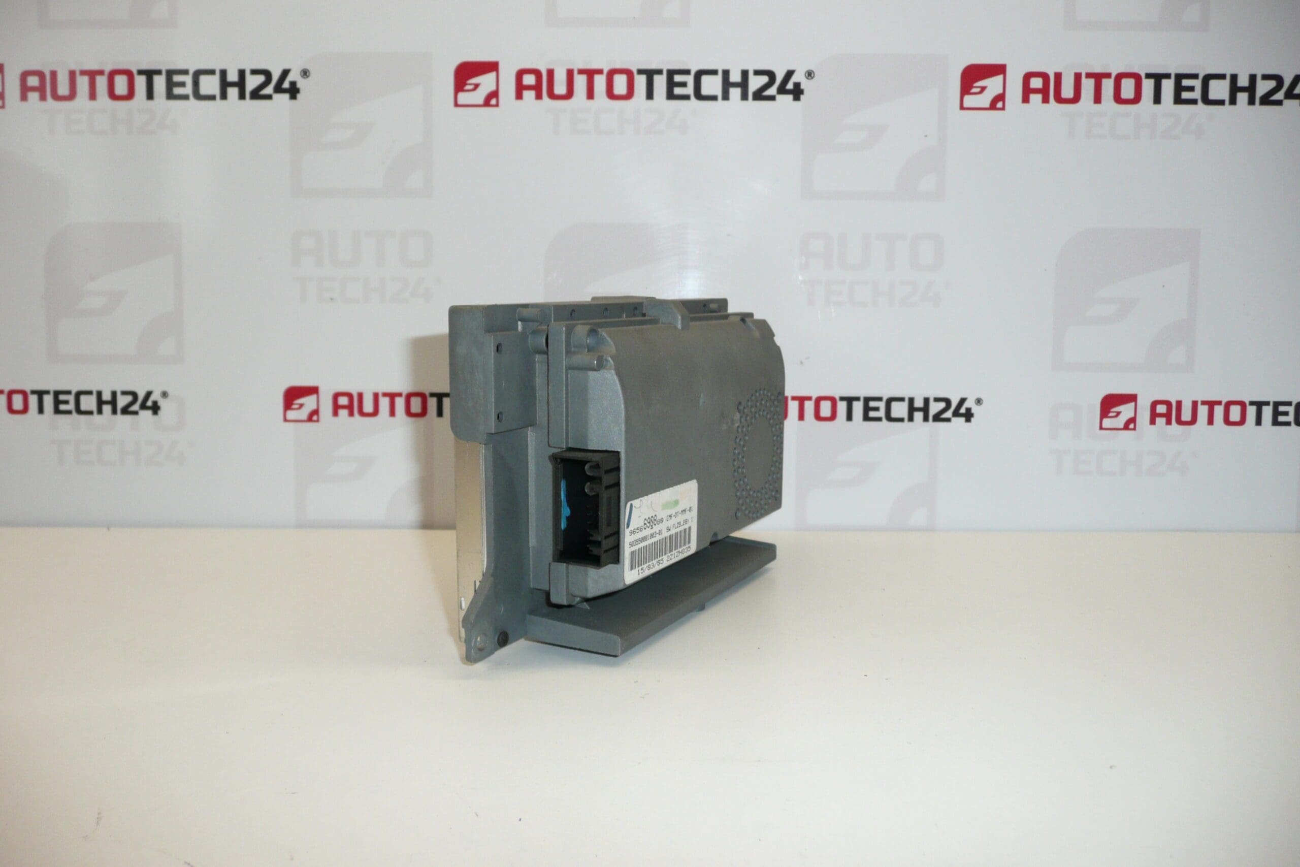 Pantalla de Navegación Citroën Peugeot 9661552580 - Imagen 2