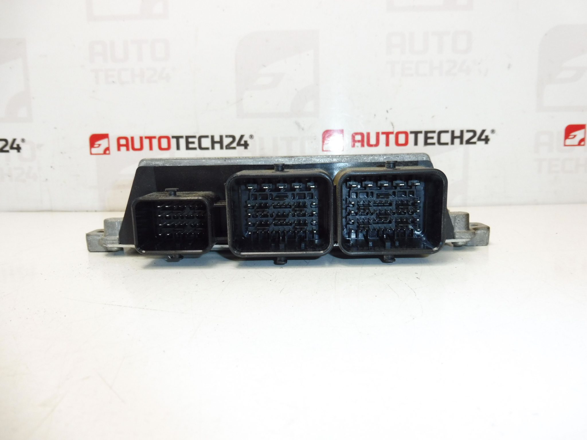 ECU Valeo V46.21 para Citroën y Peugeot 9806166080 9804436280 - Imagen 2