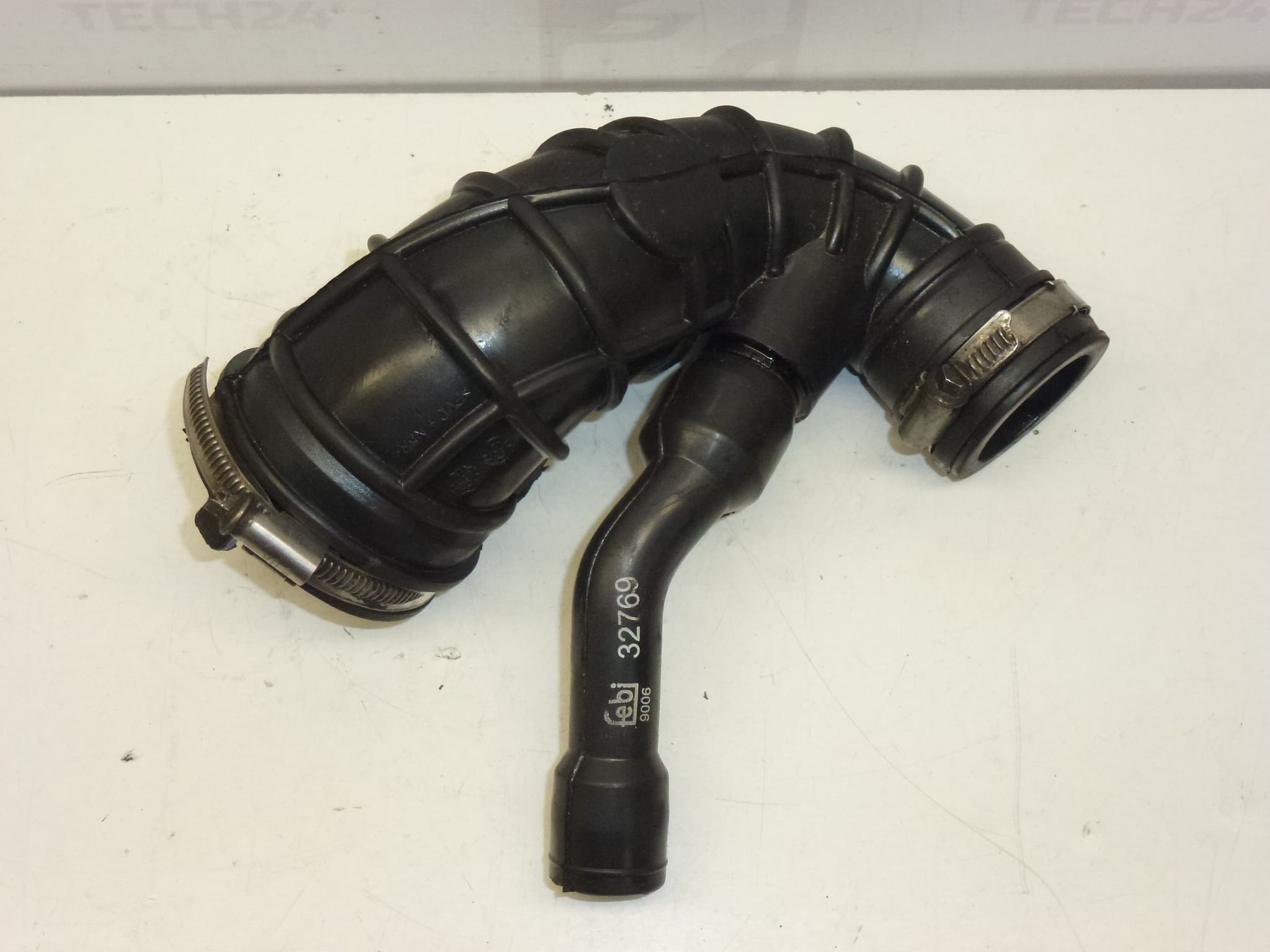 Manguera de admisión 1.4 HDi Citroën/Peugeot 143413, 1434F6 - Imagen 2