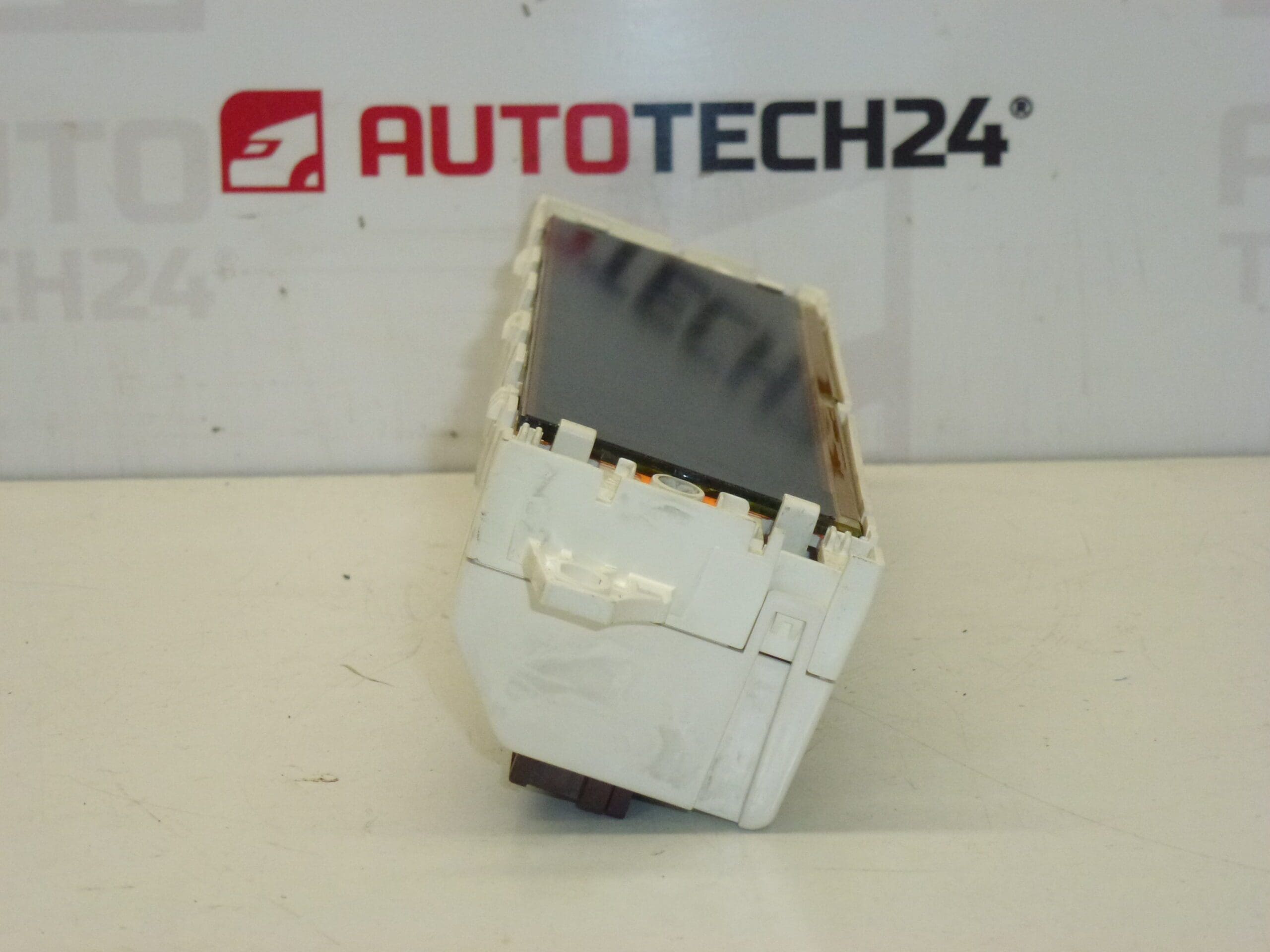 Pantalla de radio y ordenador de a bordo Peugeot 307 9663230780 - Imagen 2