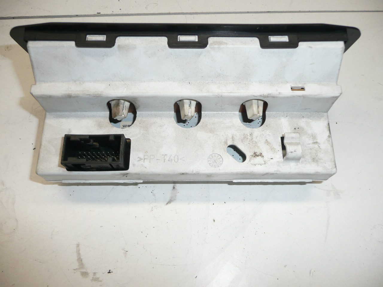 Pantalla Peugeot 206 96564643XT C00 6563HV - Imagen 2