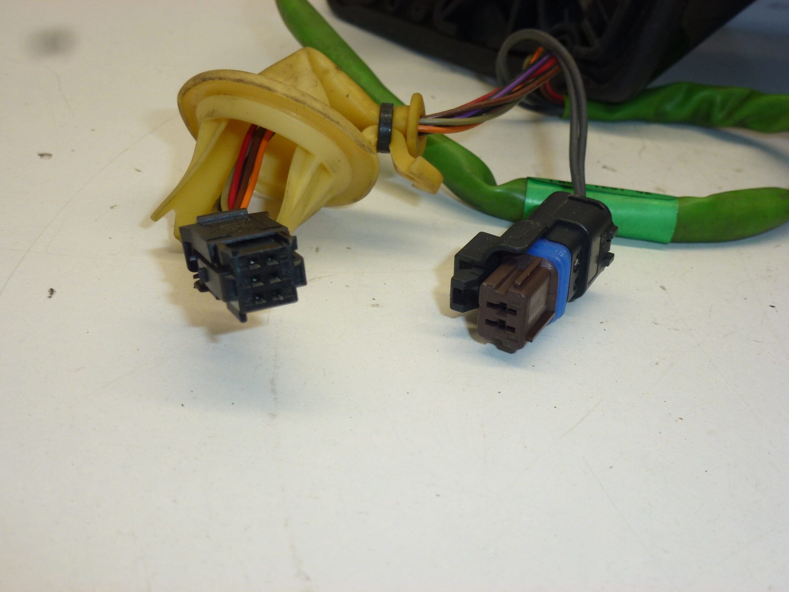 Espejo lateral derecho Peugeot 308 KTVD 8153NC - Imagen 2