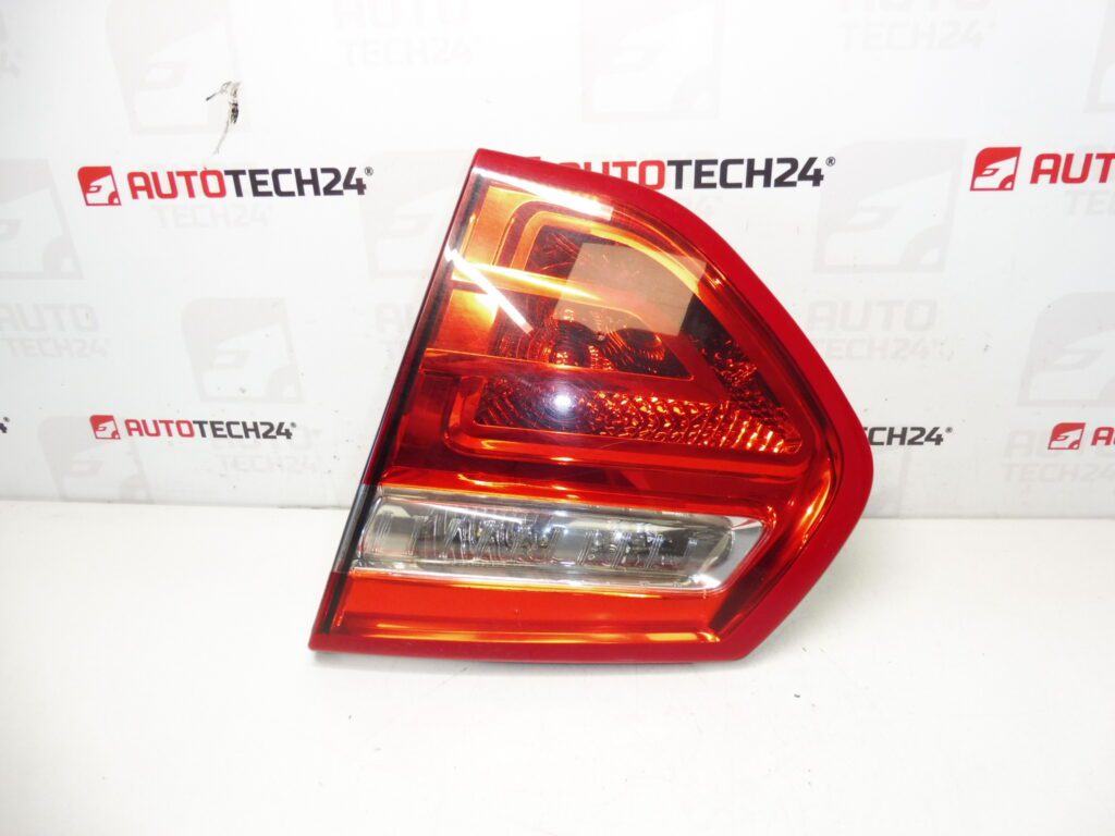 Tapa de luz derecha trasera Citroën C4 Picasso 9673164980 6351CC