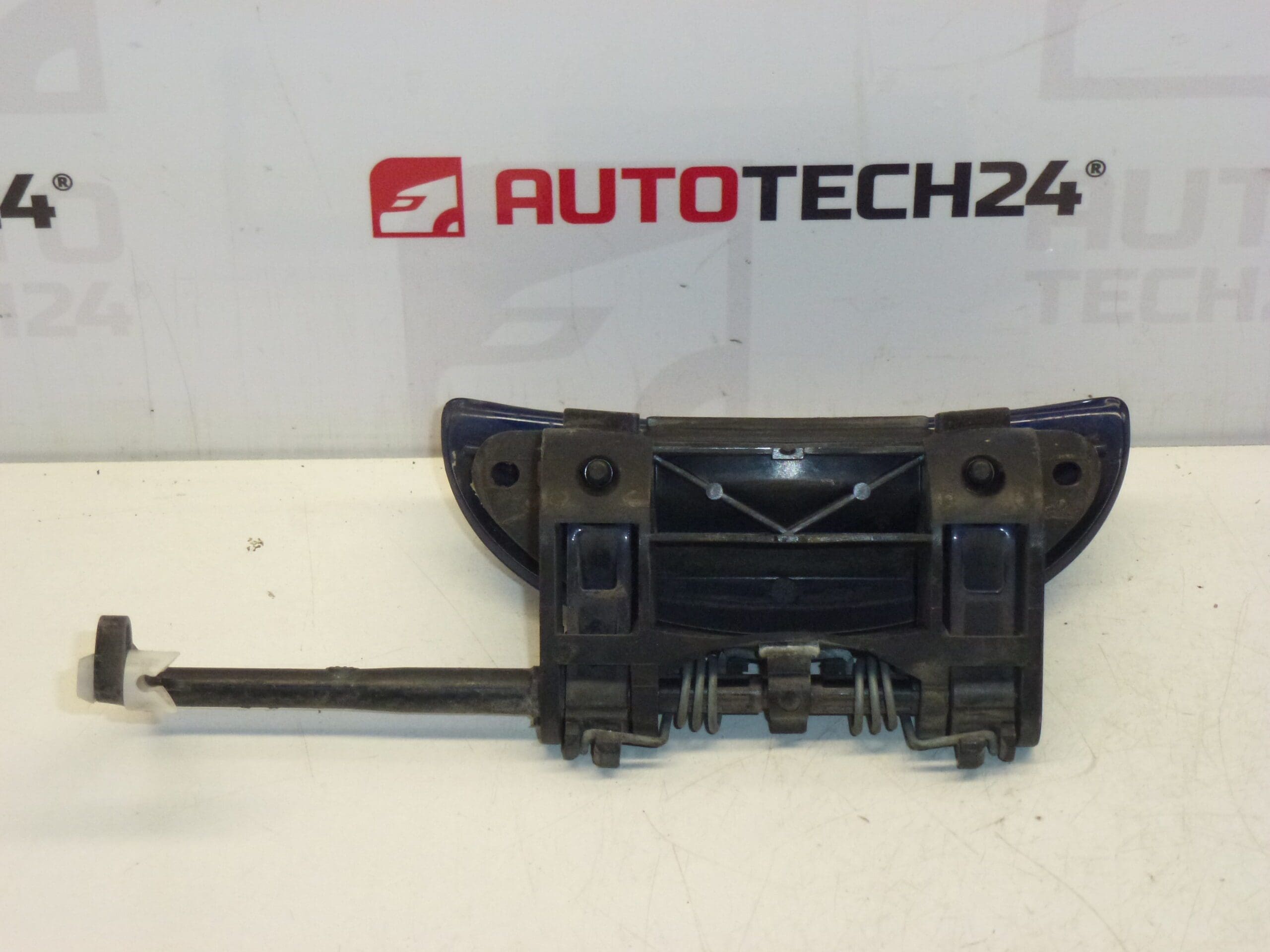 Manilla de la puerta delantera derecha Peugeot 206 9101N7 EGE - Imagen 2