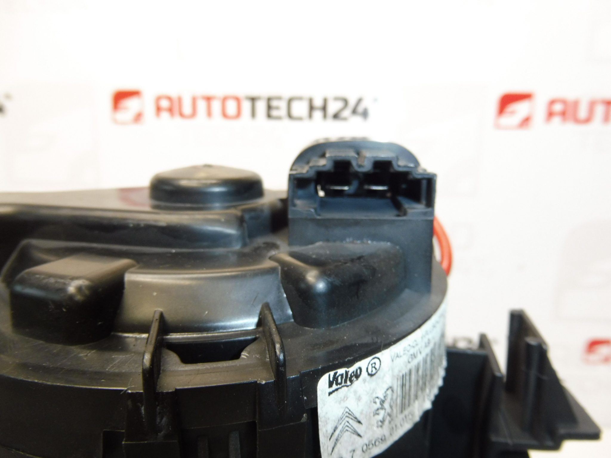 Ventilador de calefacción Valeo para Citroën y Peugeot T1013140A 1608182080 - Imagen 2