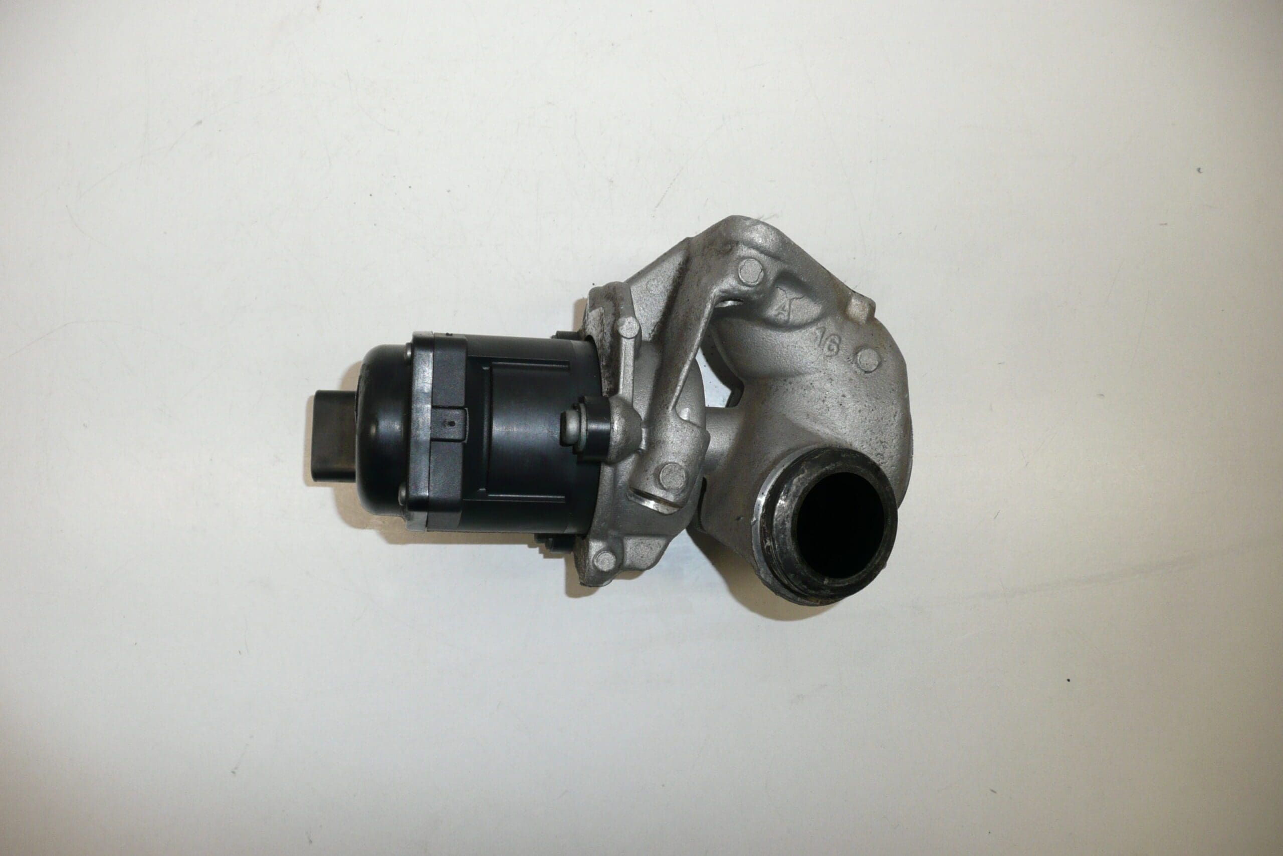 Válvula EGR 1.6 HDi Citroën/Peugeot 9660276280 - Imagen 2