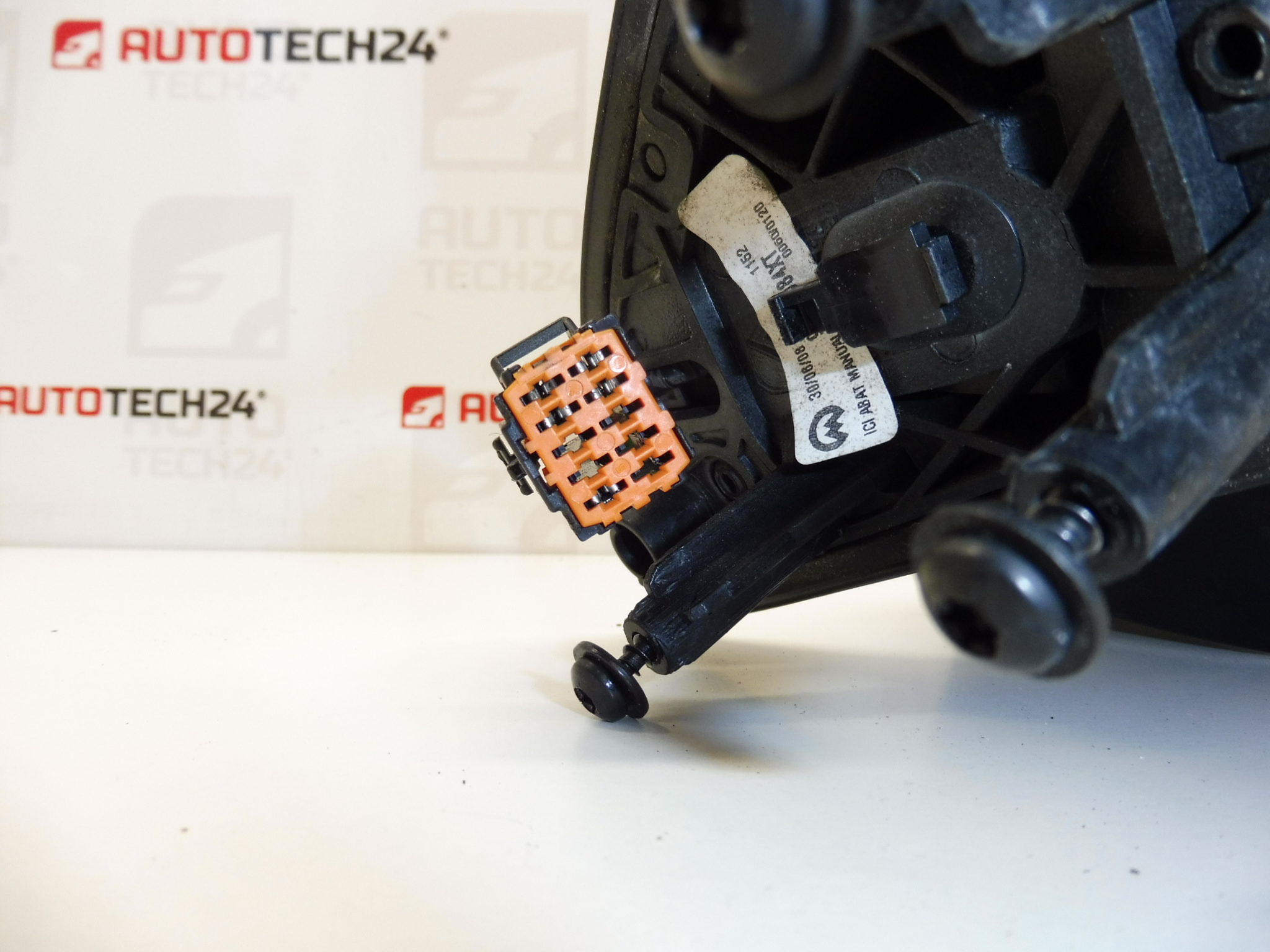 Retrovisor izquierdo EZRC Citroën Xsara Picasso 96570984XT 815350