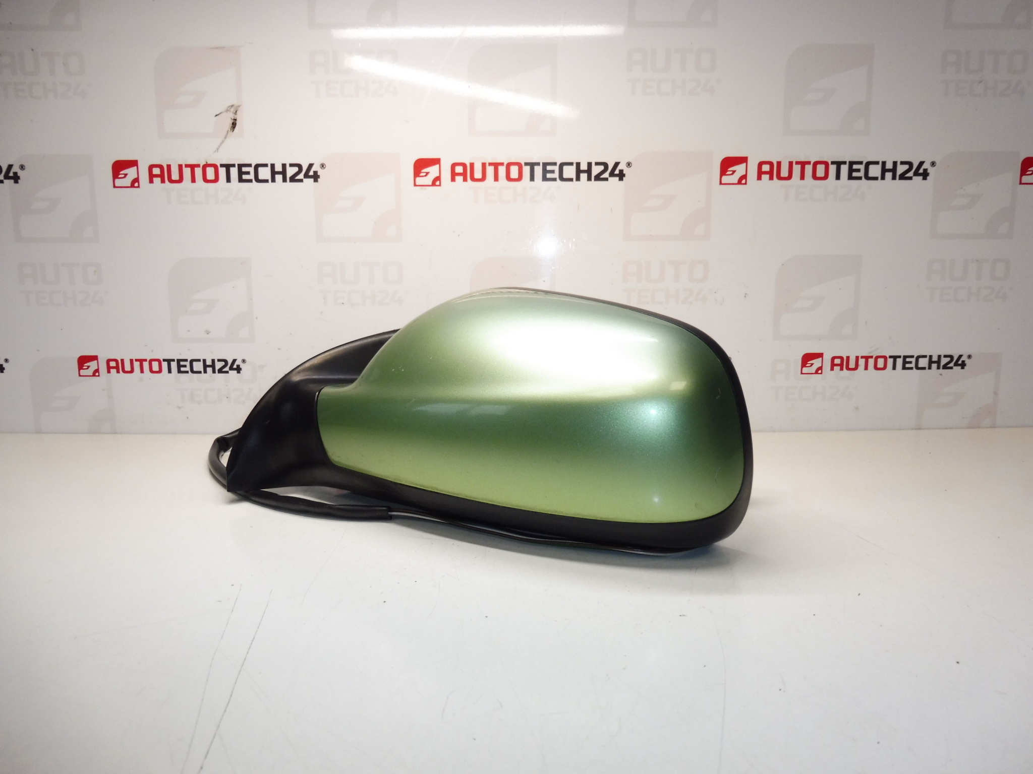 Mirror izquierdo Peugeot 307 Green KSMC 8149AW
