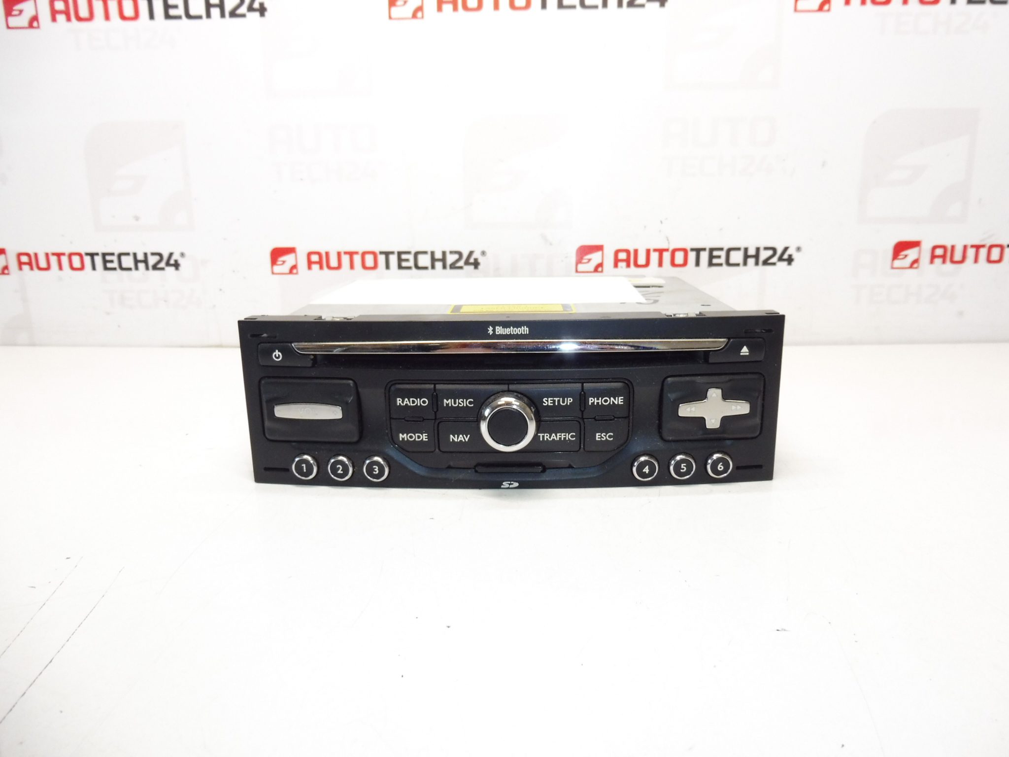 Car Radio Harman Becker RNEG 96778674XT 16096058XT