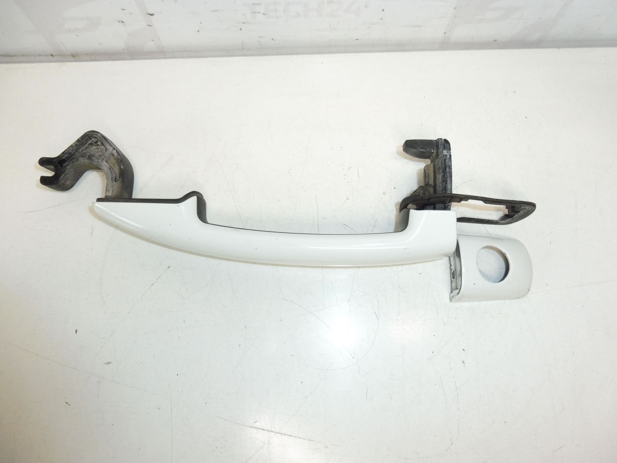 Tirador de puerta gris para Citroën y Peugeot EWPB 9101GF - Imagen 2