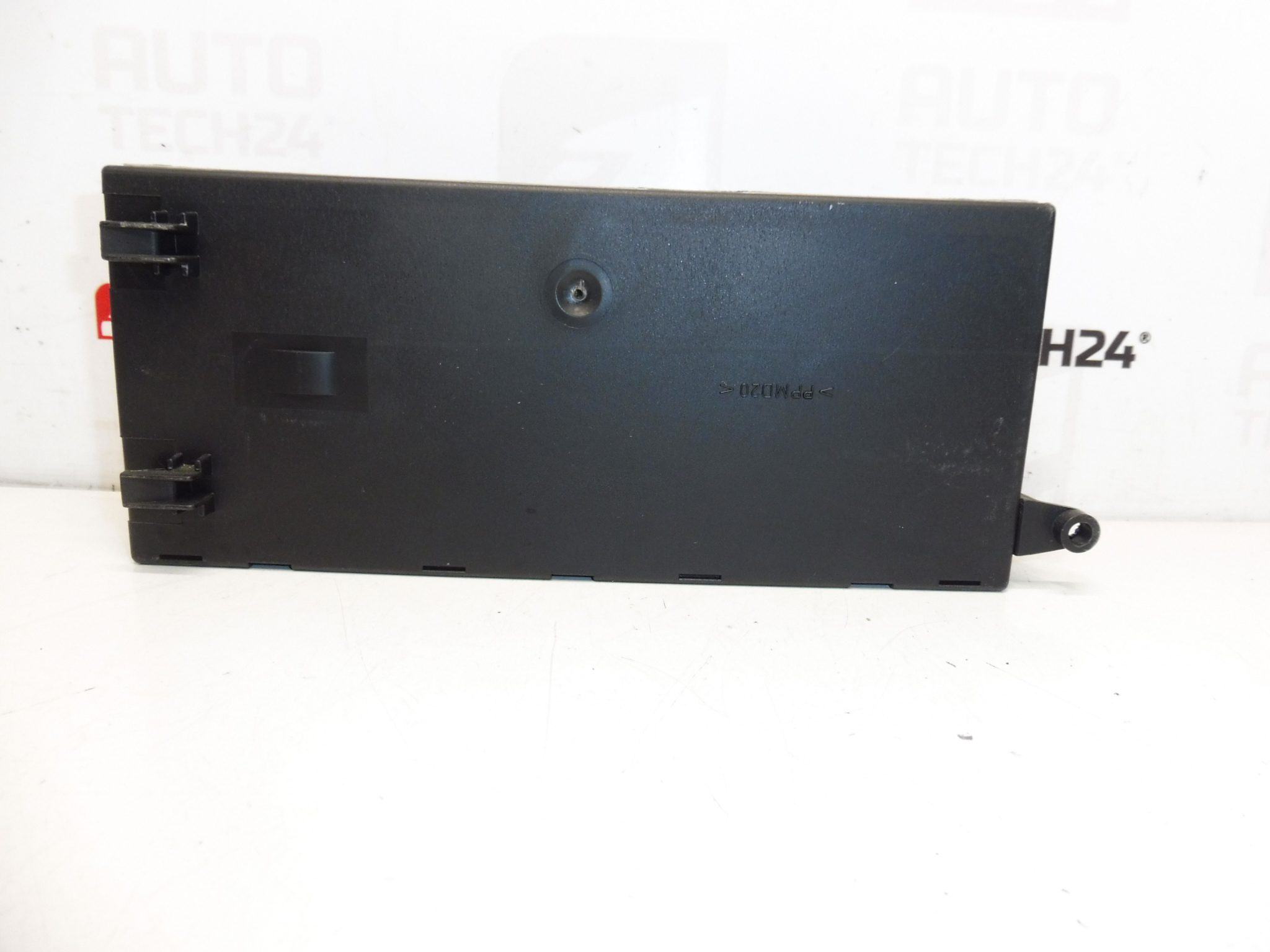 Unidad de control (ECU) para puertas correderas traseras Citroën y Peugeot 1400736580 9138H5 - Imagen 2