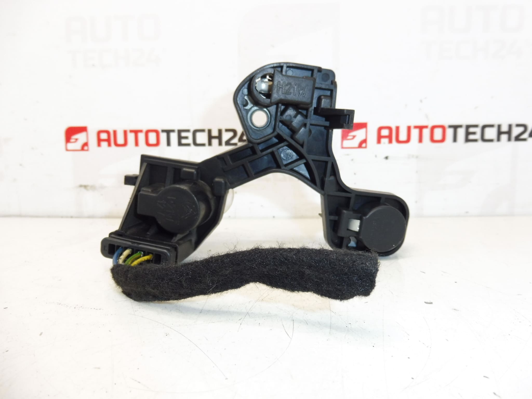 Tapa interior de la luz trasera Citroën C5 X7 9671811380 6350JR - Imagen 2