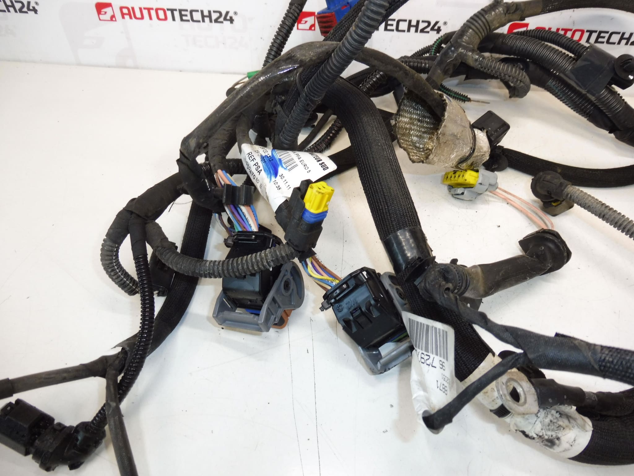 Arnés de motor Citroën C3 II 1.4i KFT 9674808180 9675247080 - Imagen 2