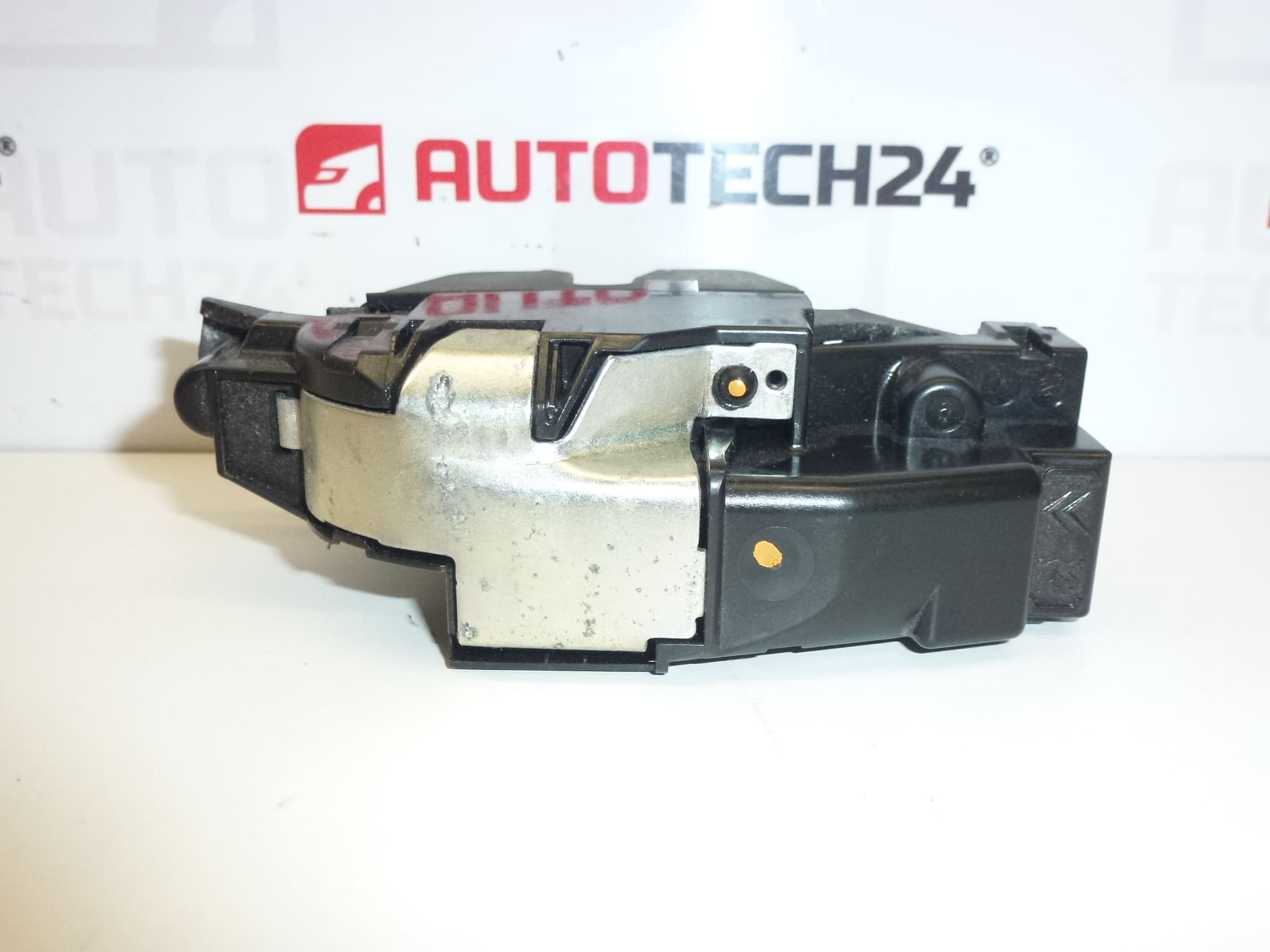 Cerradura del portón trasero para Citroën y Peugeot 9671153780 8719G5 (pieza de recambio usada) - Imagen 2