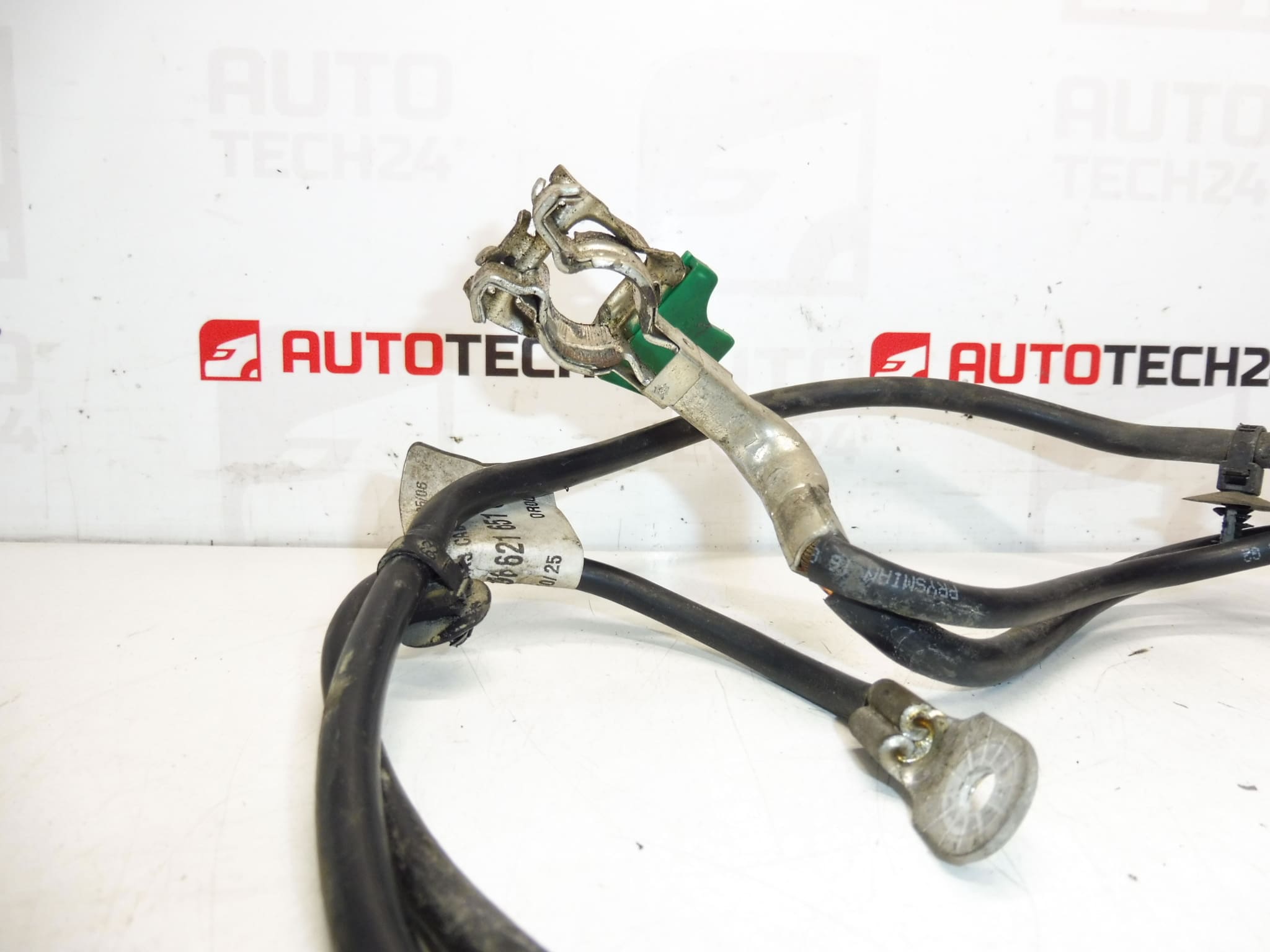 Repuesto usado para Citroën y Peugeot 9662165180 9663716180 5638VZ - Imagen 2