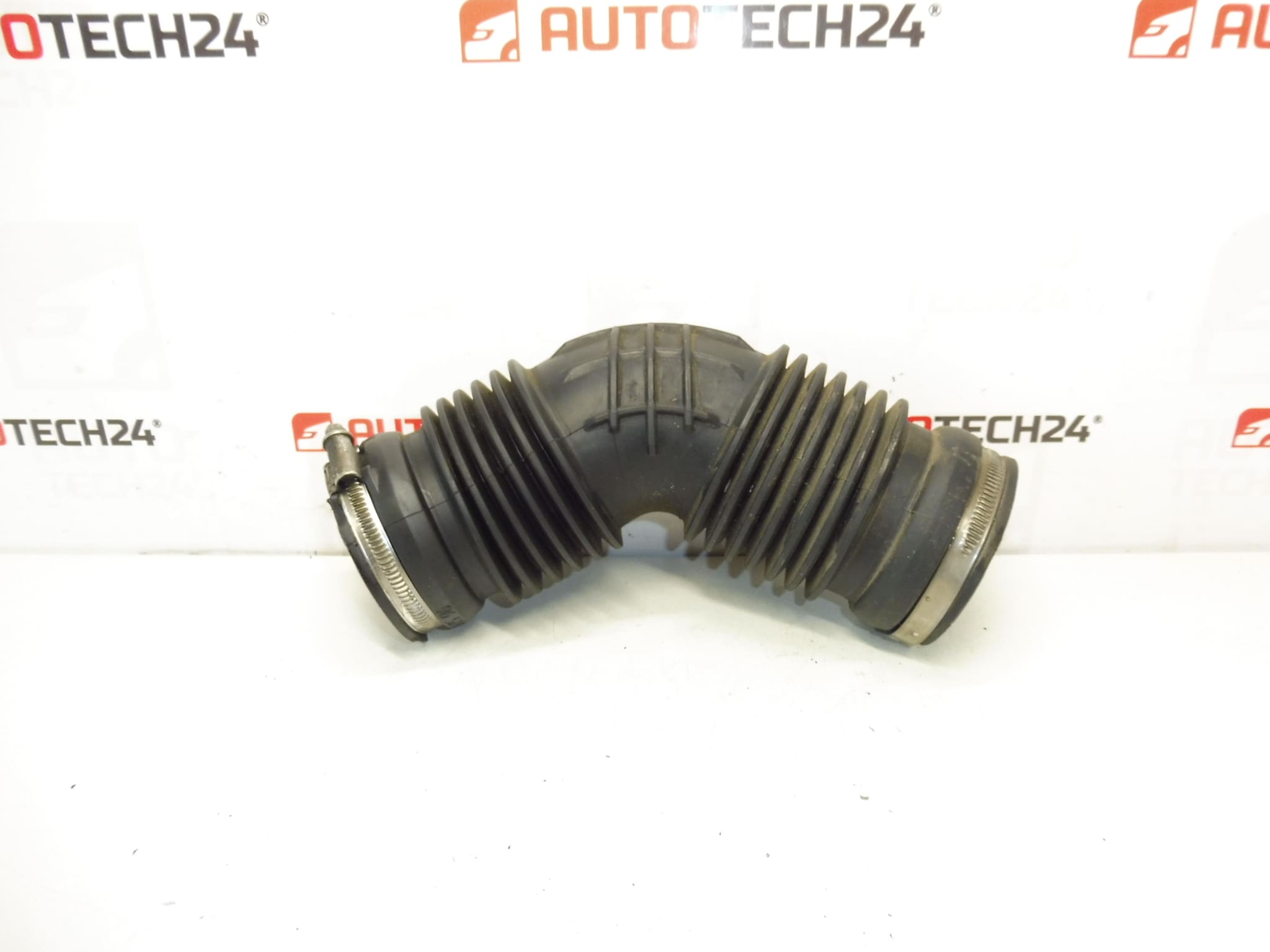 Conexión de filtro de aire 1.8 y 2.0 16V Citroën Peugeot 9652780880 143176